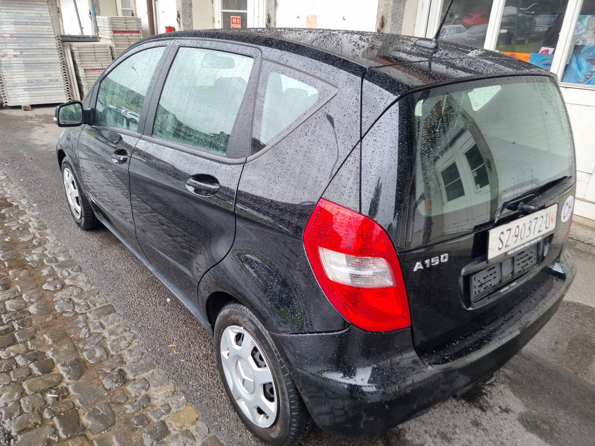 MERCEDES-BENZ A 150 Avantgarde Edition A-image-1