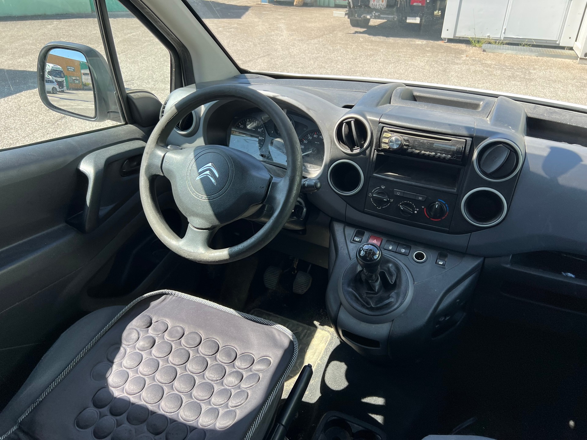 CITROEN Berlingo 1.6 HDi 600-image-9