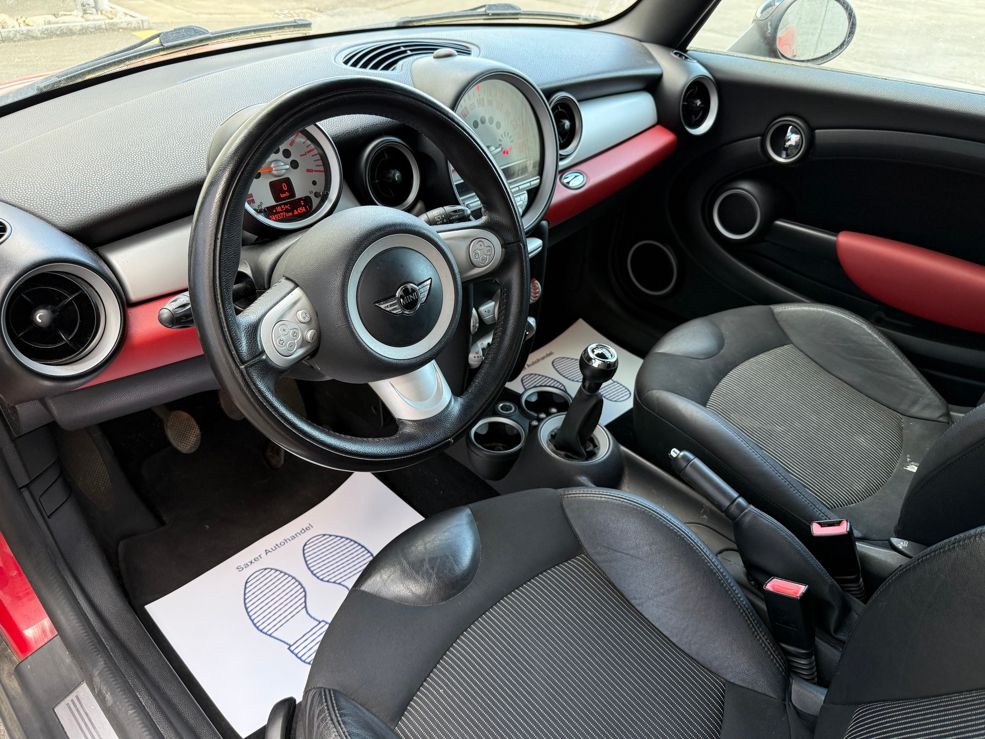 MINI Cooper-image-7