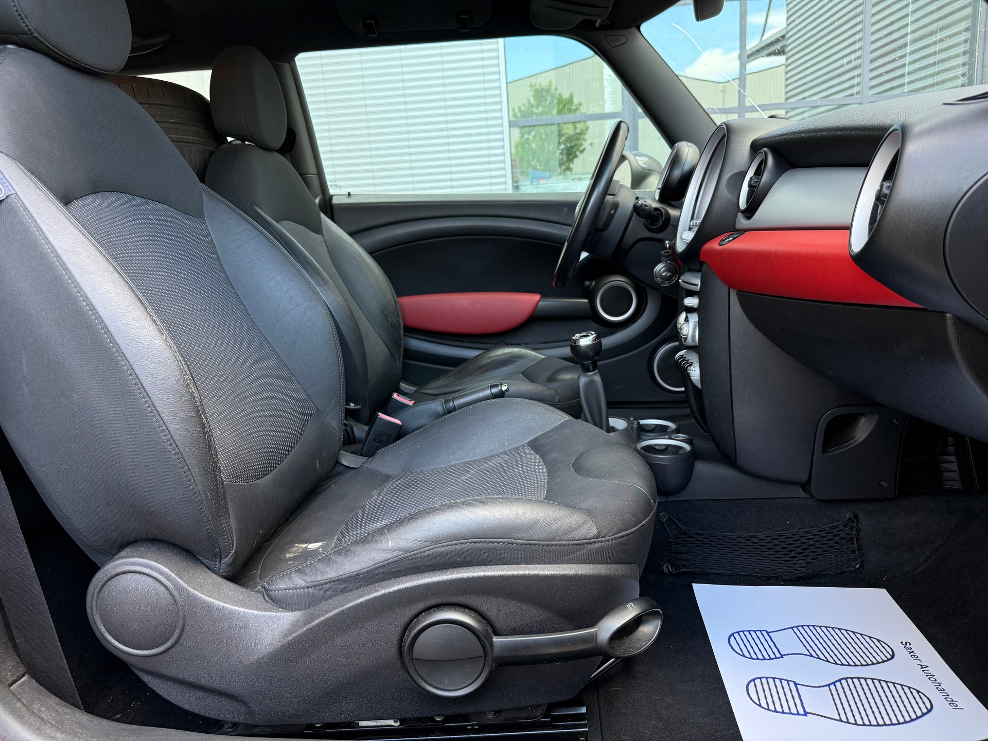 MINI Cooper-image-6