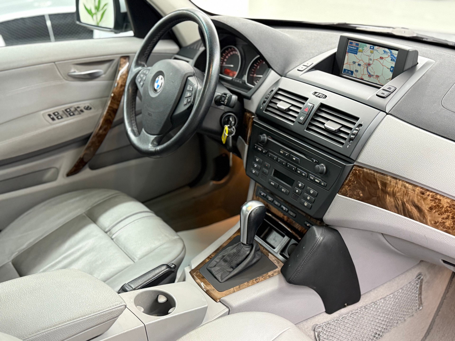 BMW X3 xDrive 30d (3.0d) Automatik-image-10