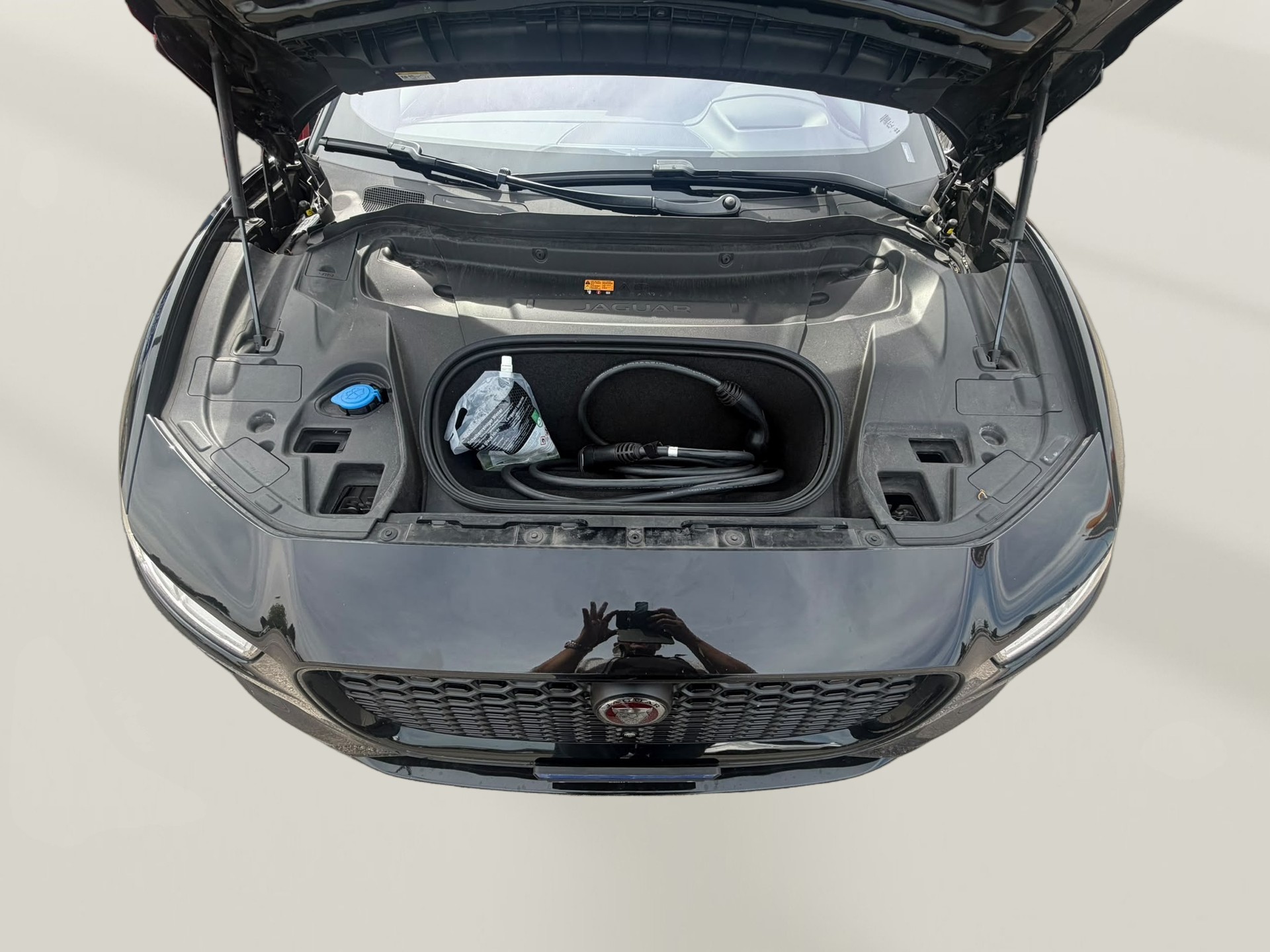 JAGUAR I-Pace EV400 Black AWD-image-13