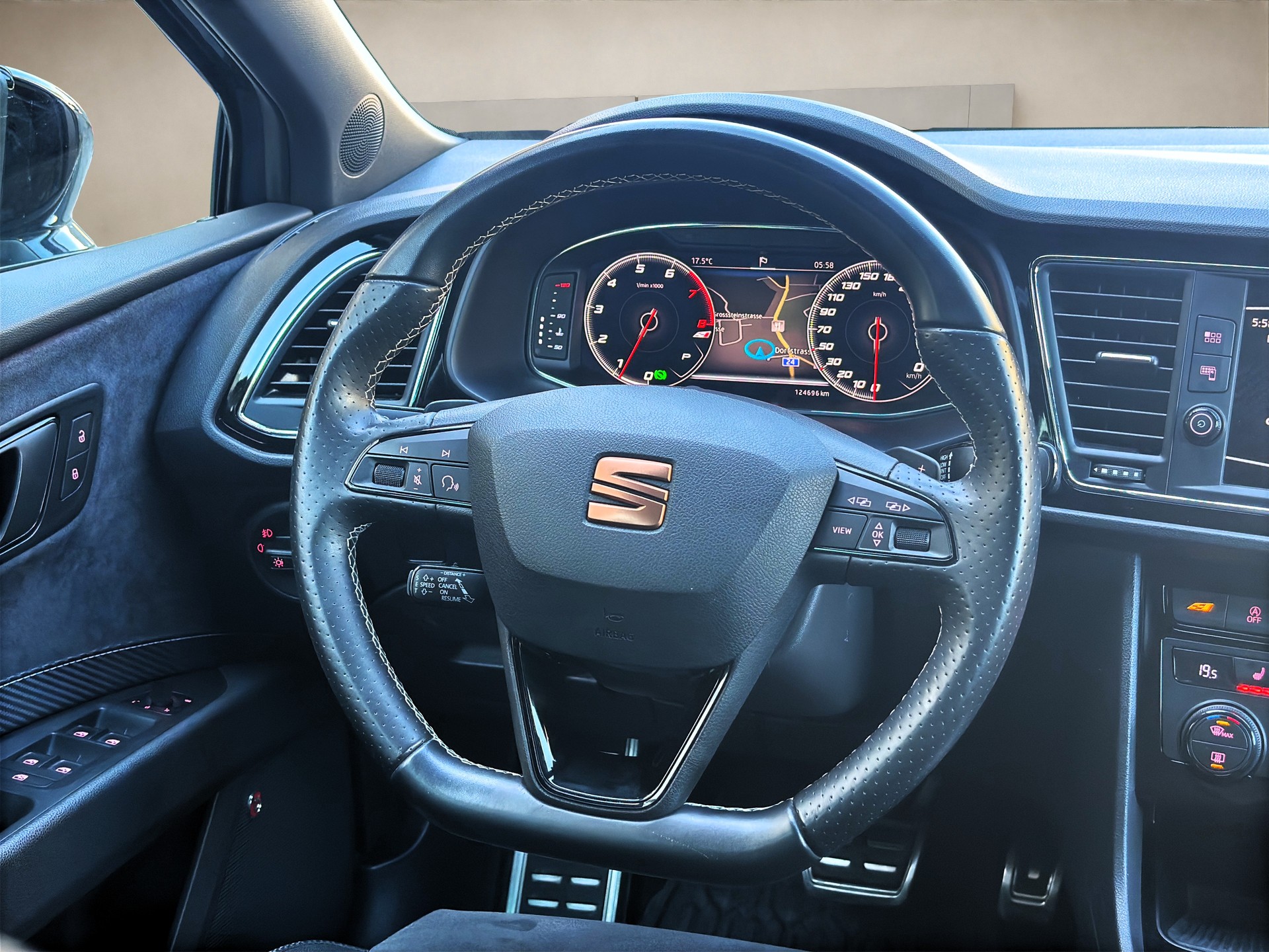 SEAT Leon 2.0 TSI❗Cupra 290❗DSG ✅CH-Fahrzeug & 8-fach bereift auf ALU✅-image-13