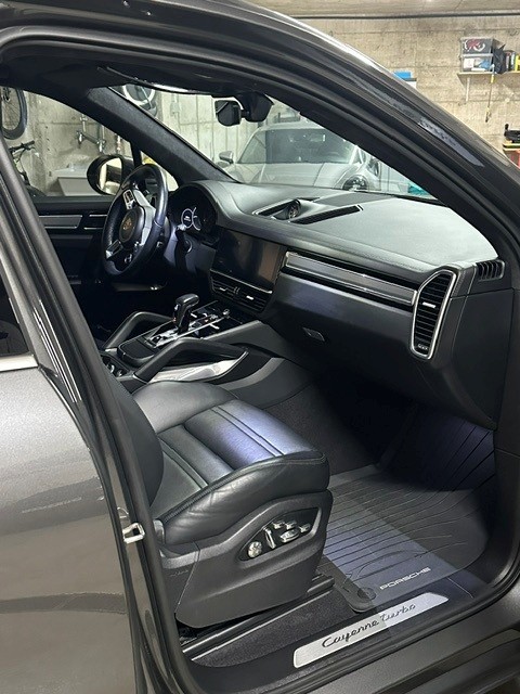PORSCHE 4.0 V8 Turbo-image-5