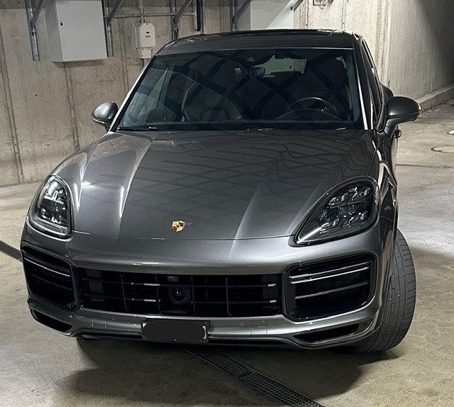 PORSCHE 4.0 V8 Turbo-image-1