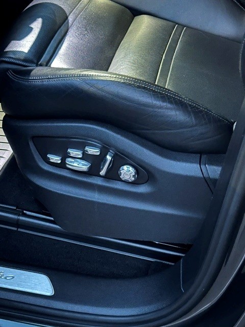 PORSCHE 4.0 V8 Turbo-image-6