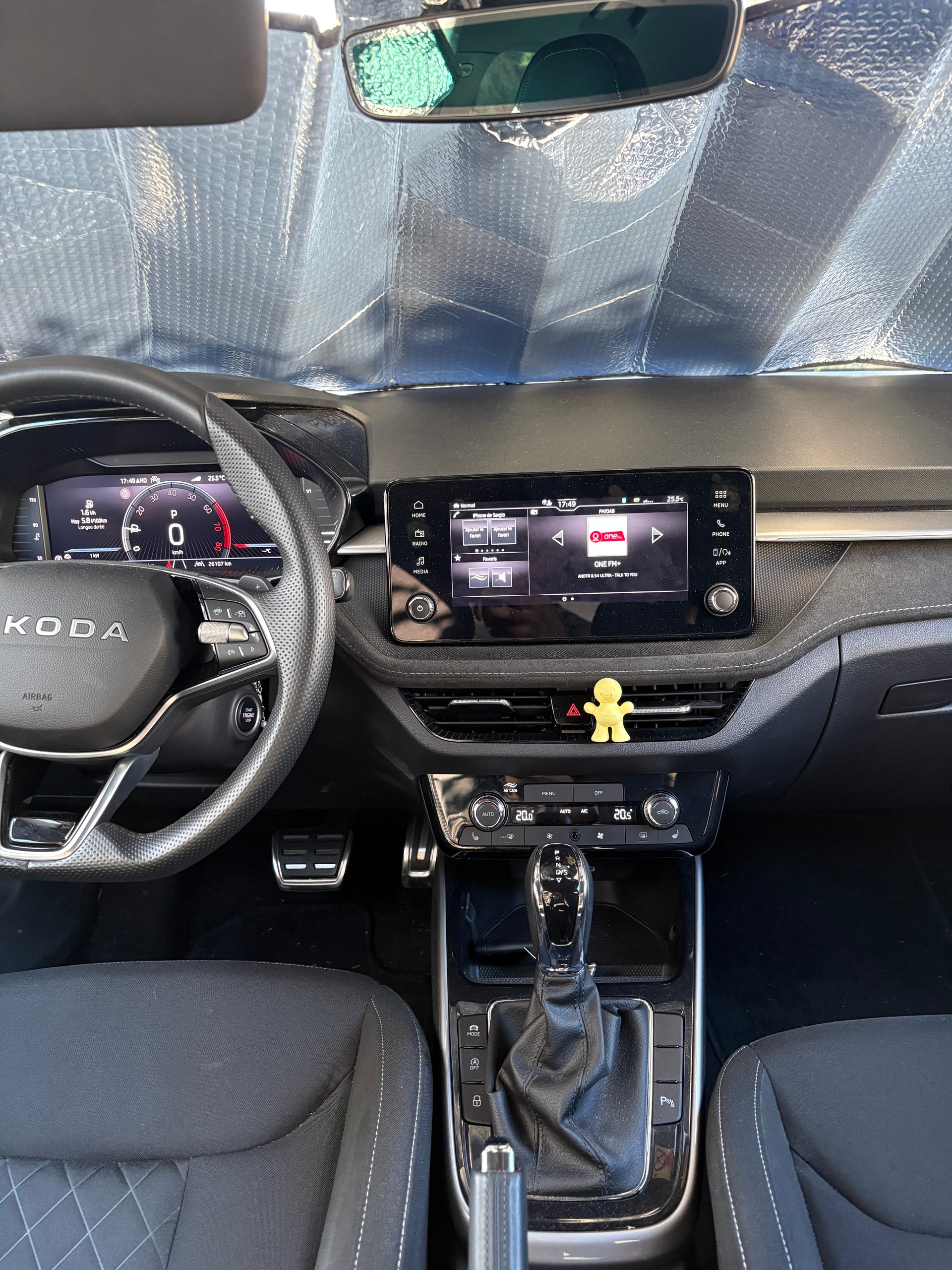 SKODA FABIA-image-1