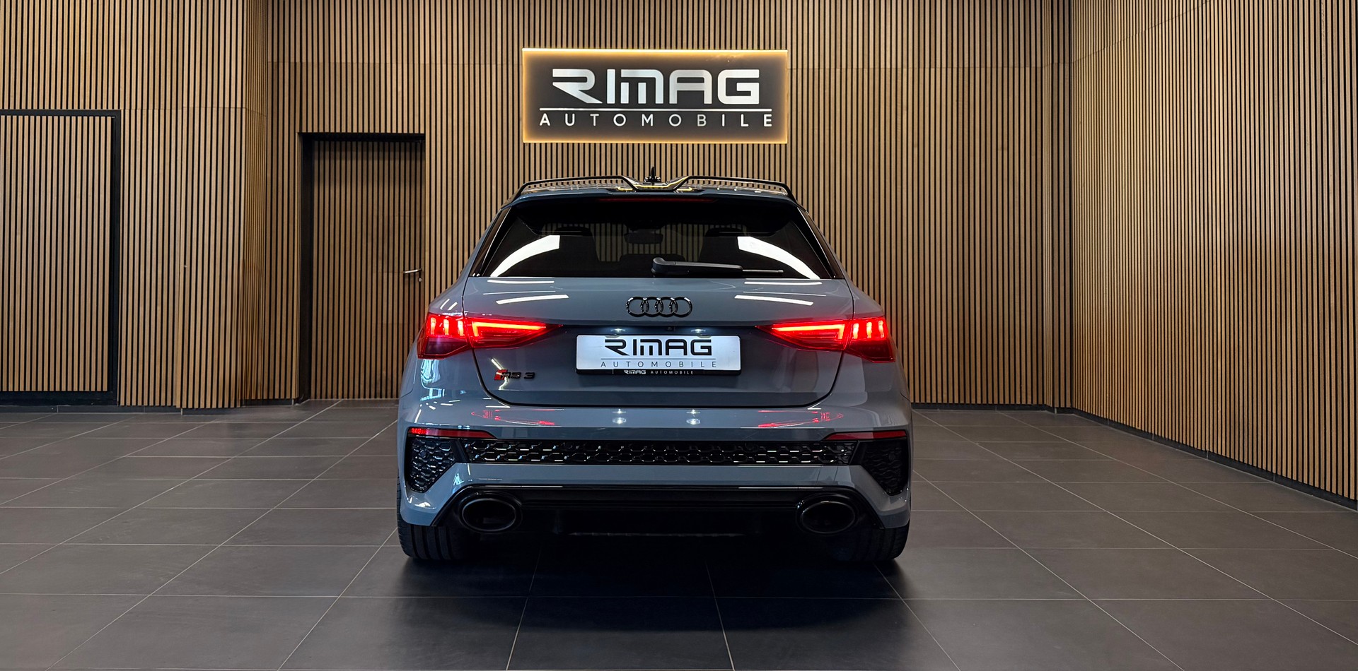 AUDI RS3 Sportback 2.5 TSI quattro S-tronic | CH-Fzg. | Frisch MFK | Frisch Service | Kemora Grey-image-15