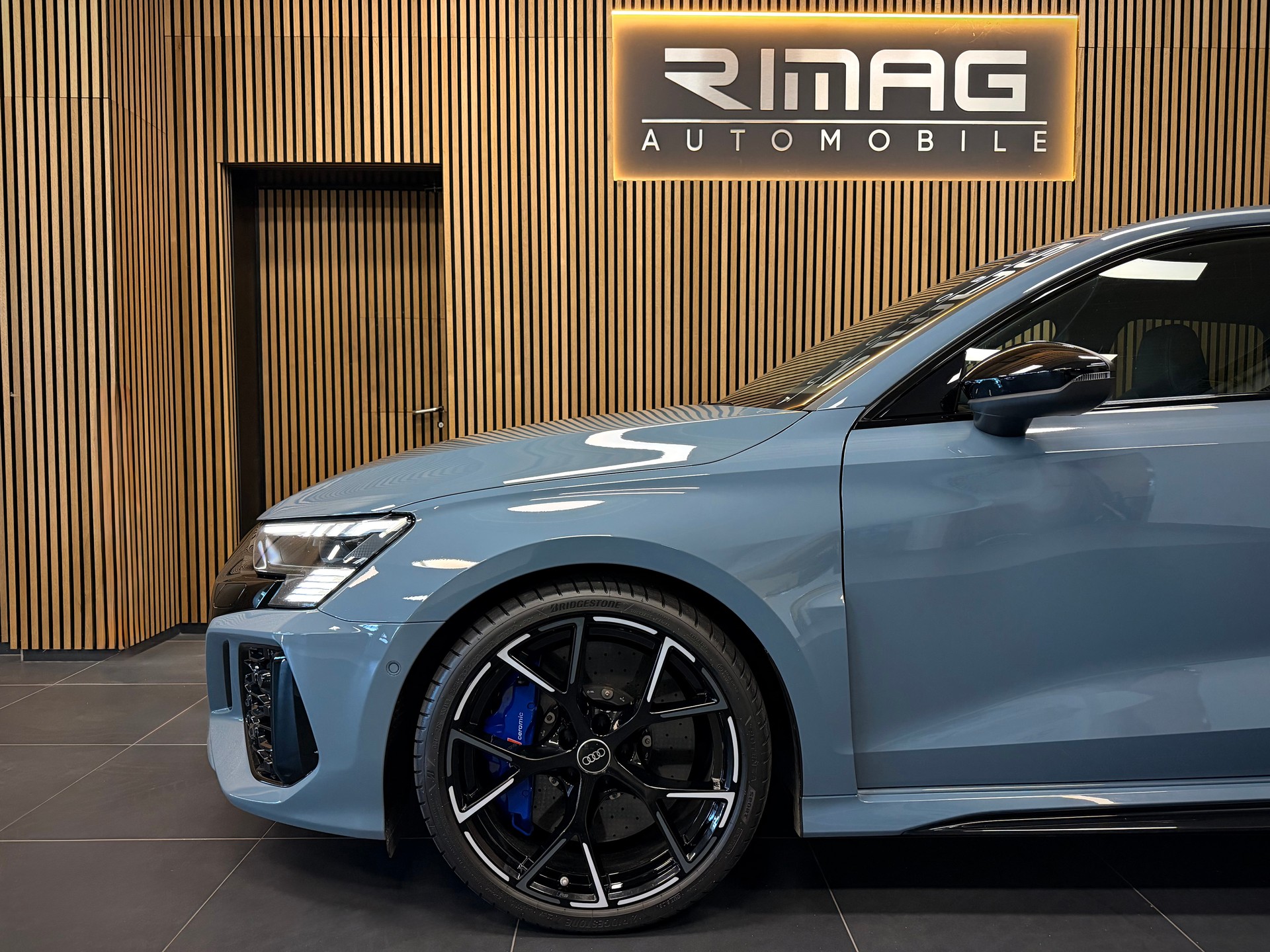 AUDI RS3 Sportback 2.5 TSI quattro S-tronic | CH-Fzg. | Frisch MFK | Frisch Service | Kemora Grey-image-5