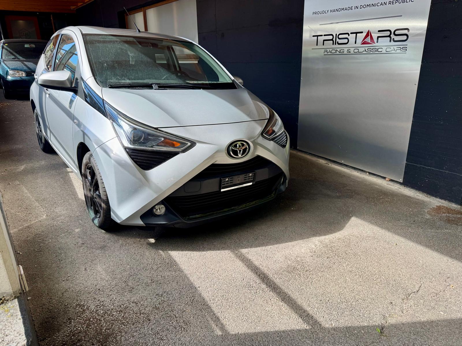 TOYOTA Aygo 1.0 VVT-i Trend X-shift-image-1