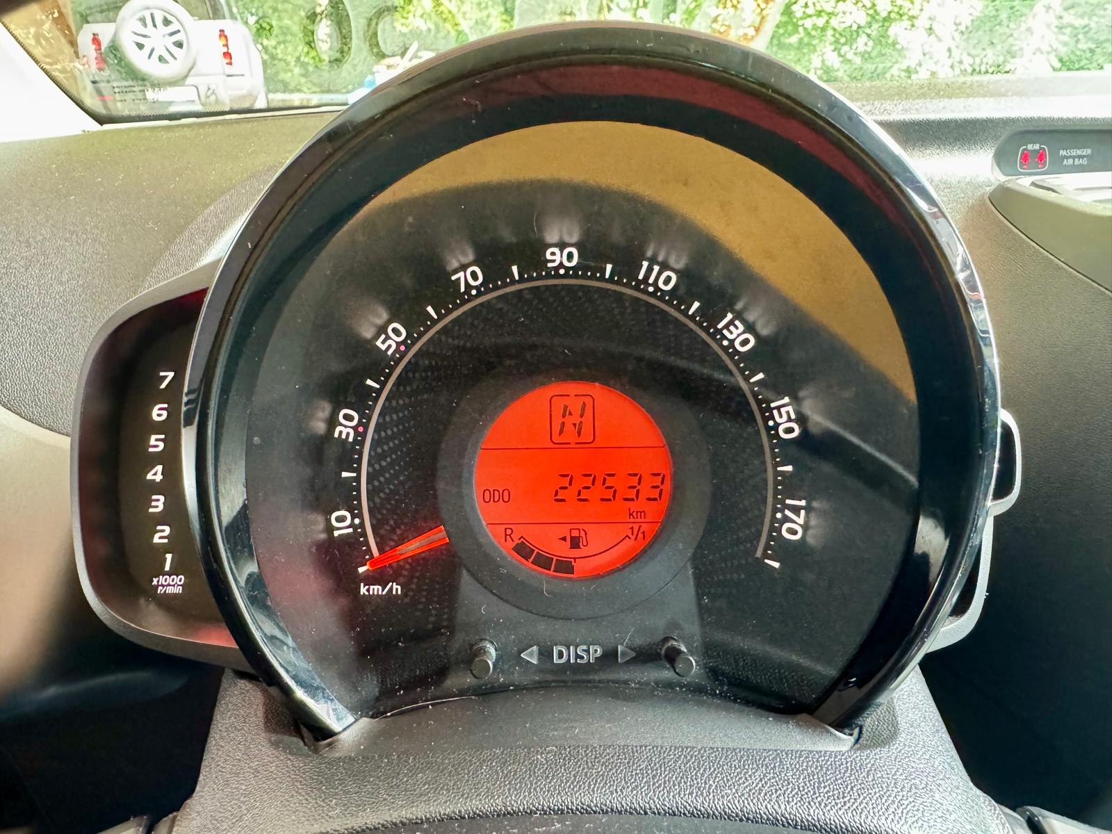 TOYOTA Aygo 1.0 VVT-i Trend X-shift-image-10