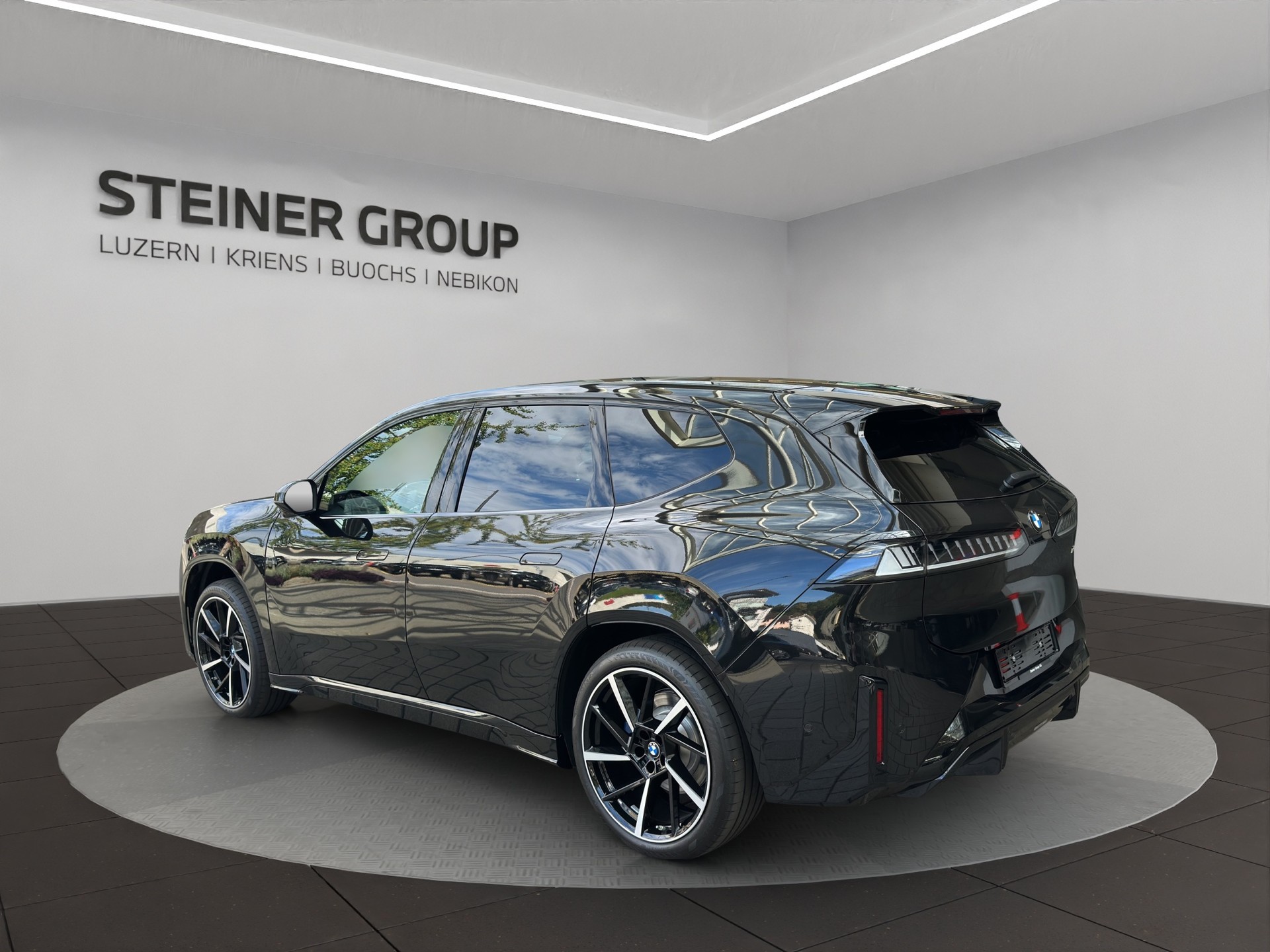 BMW iX3 40 M Sport-image-6