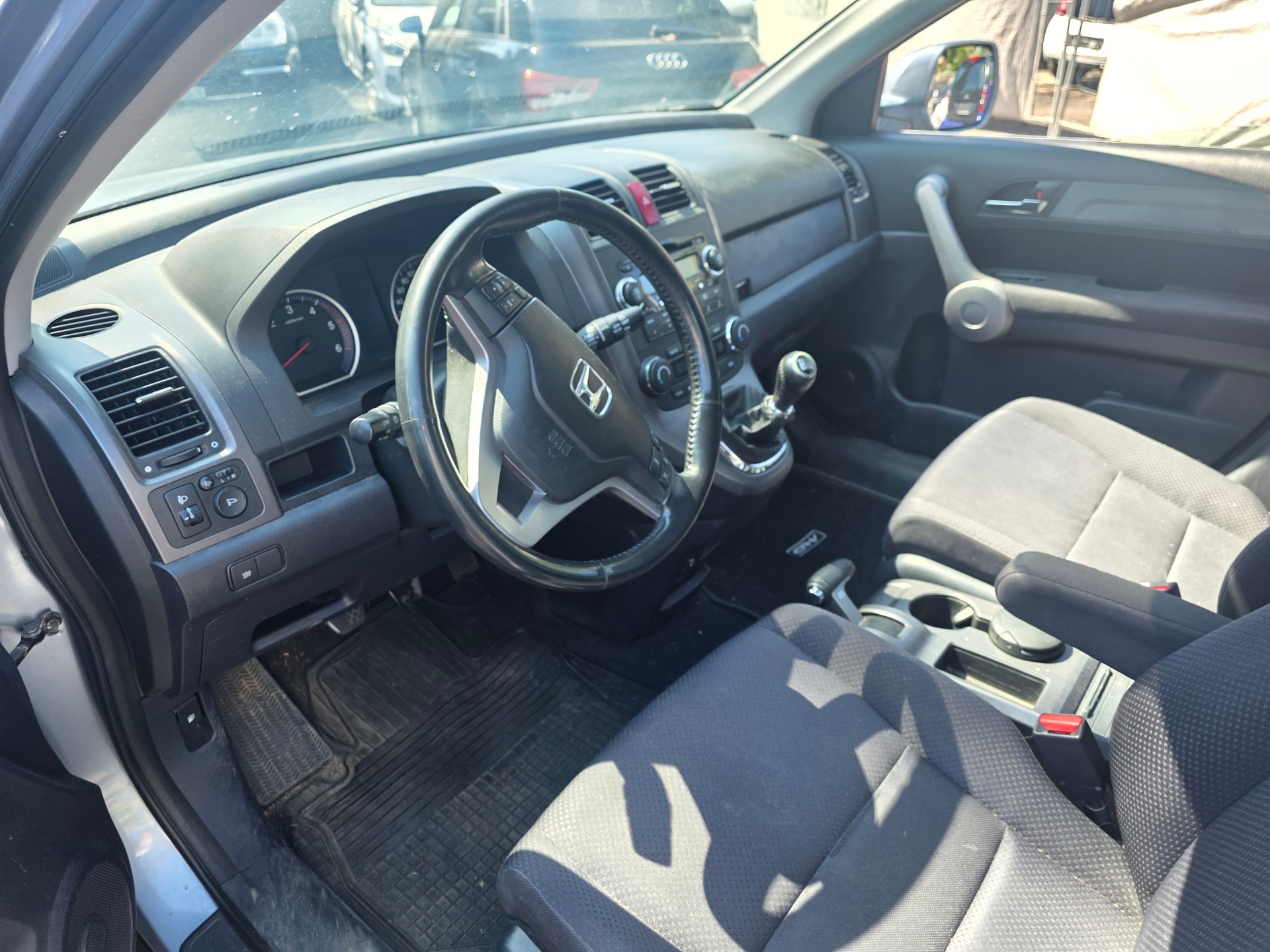 HONDA CR-V 2.2 i-CTDi 4WD Comfort-image-8