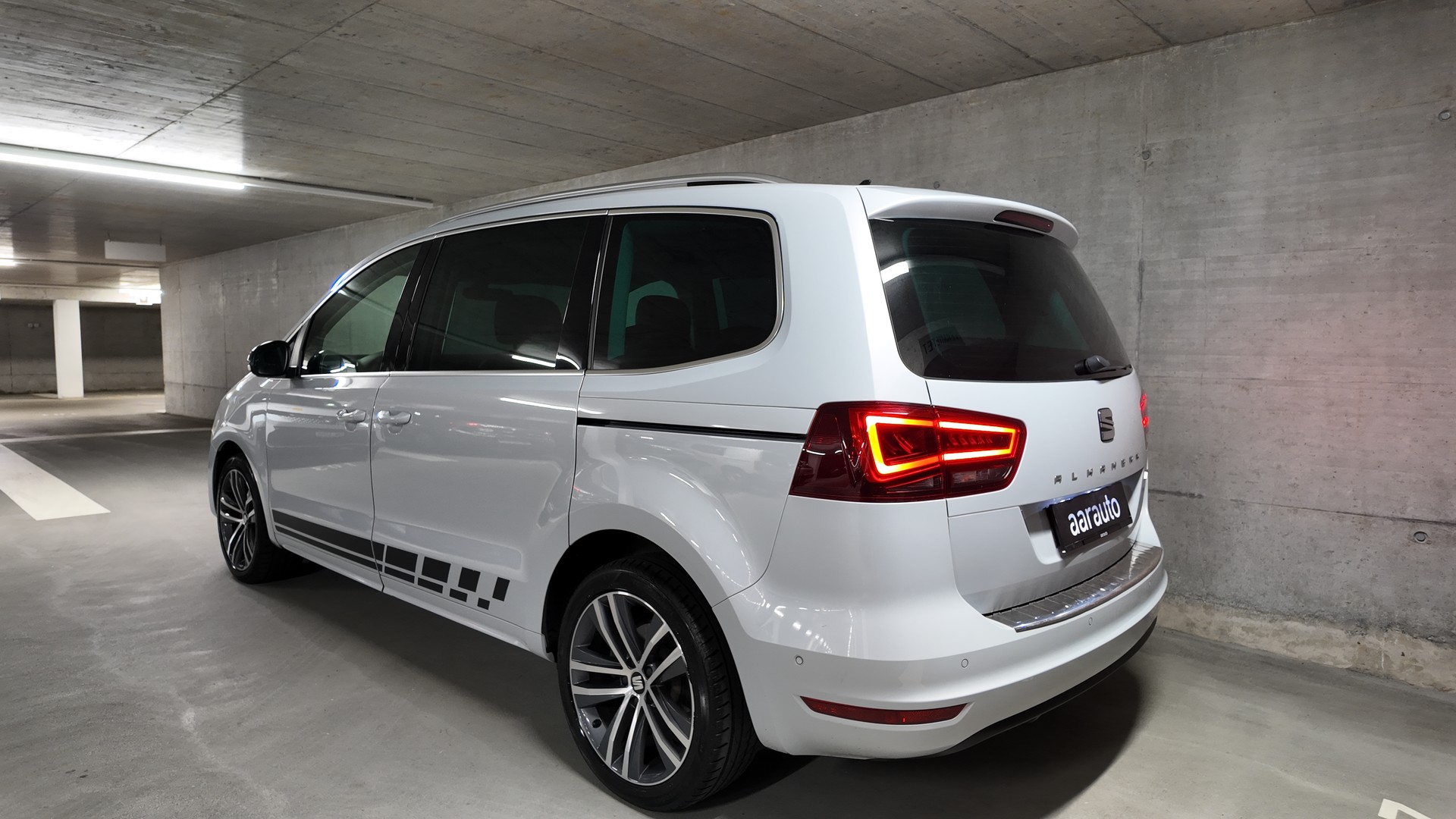 SEAT Alhambra 2.0 TDI 184 FR Line DSG S/S-image-1