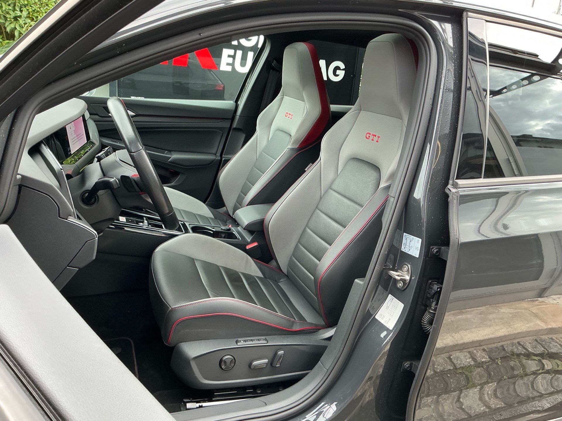 VW Golf GTI CLUBSPORT *** LEDER VIENNA & PANORAMAGLASDACH ***-image-7
