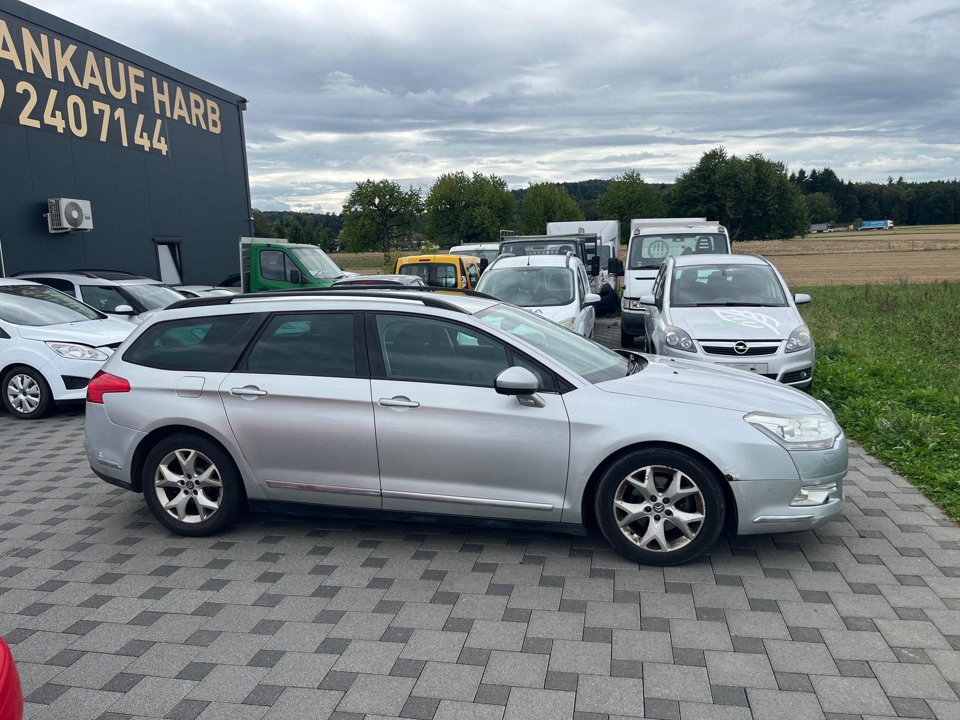 CITROEN C5 Tourer 2.0 HDi Exclusive Automatic-image-1