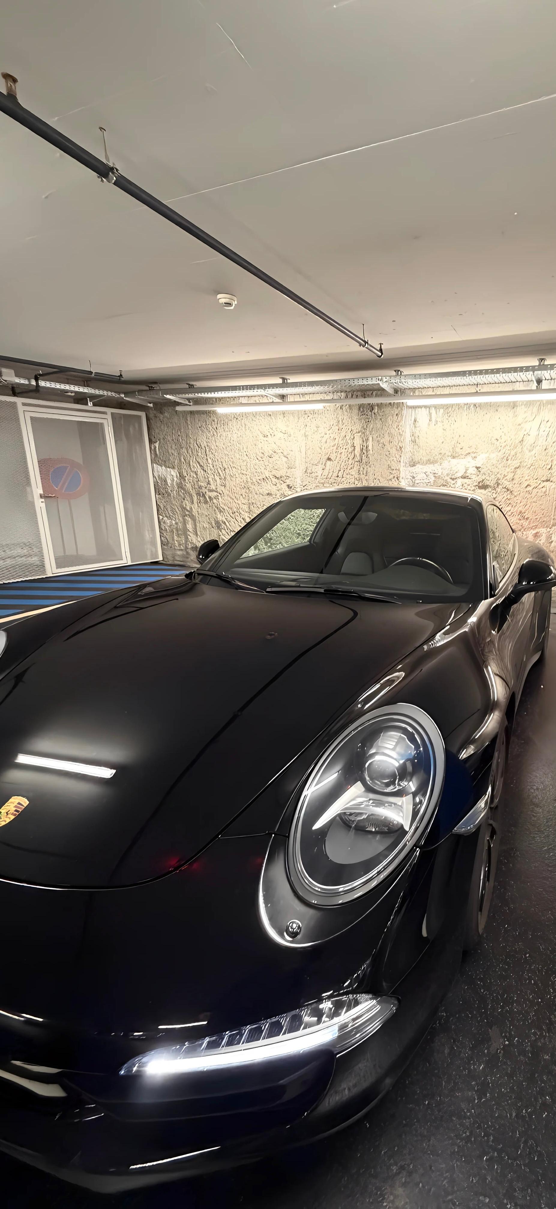 PORSCHE 911 Carrera 4 PDK-image-4