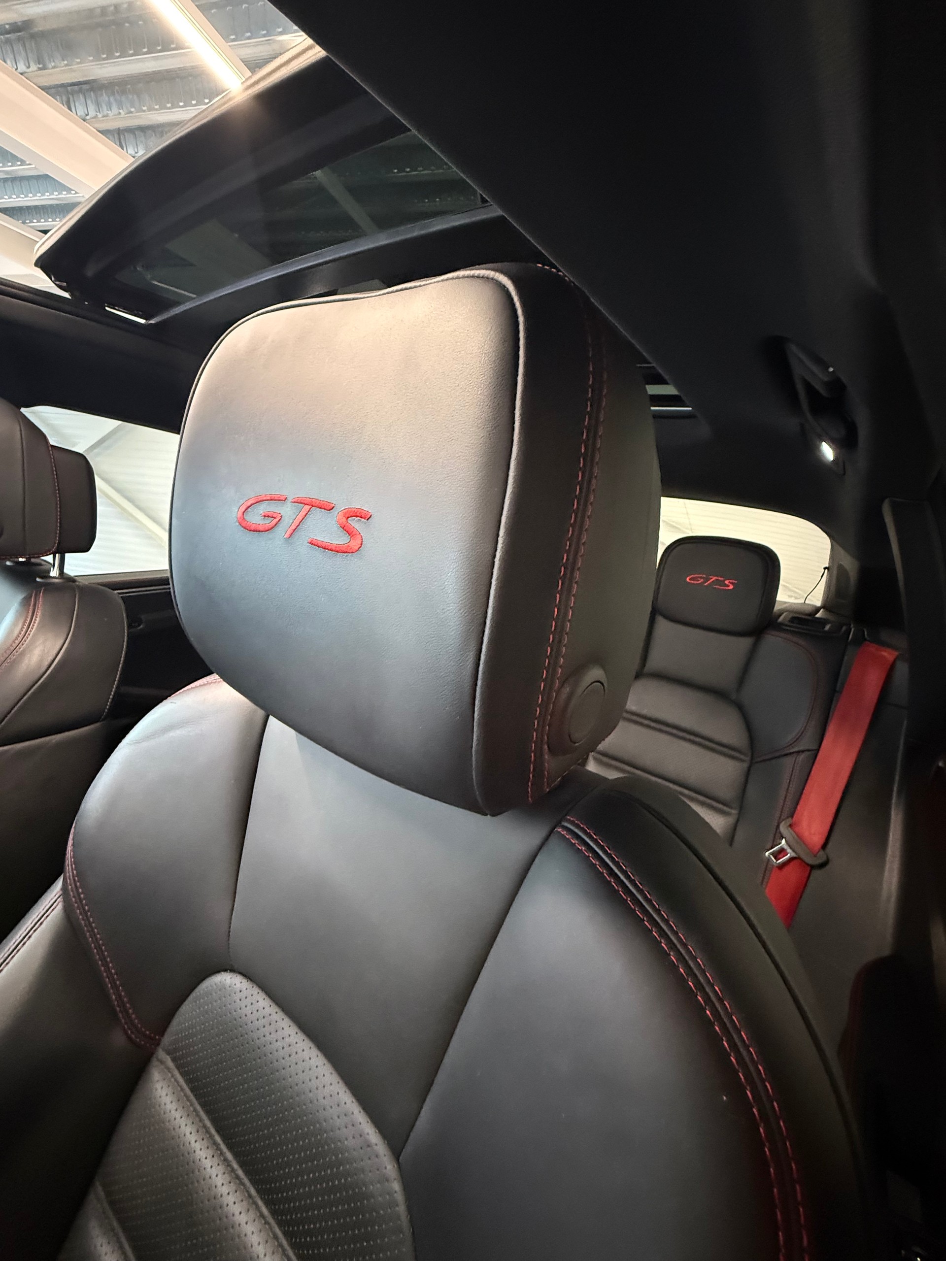 PORSCHE Macan GTS PDK Approved Garantie-image-19