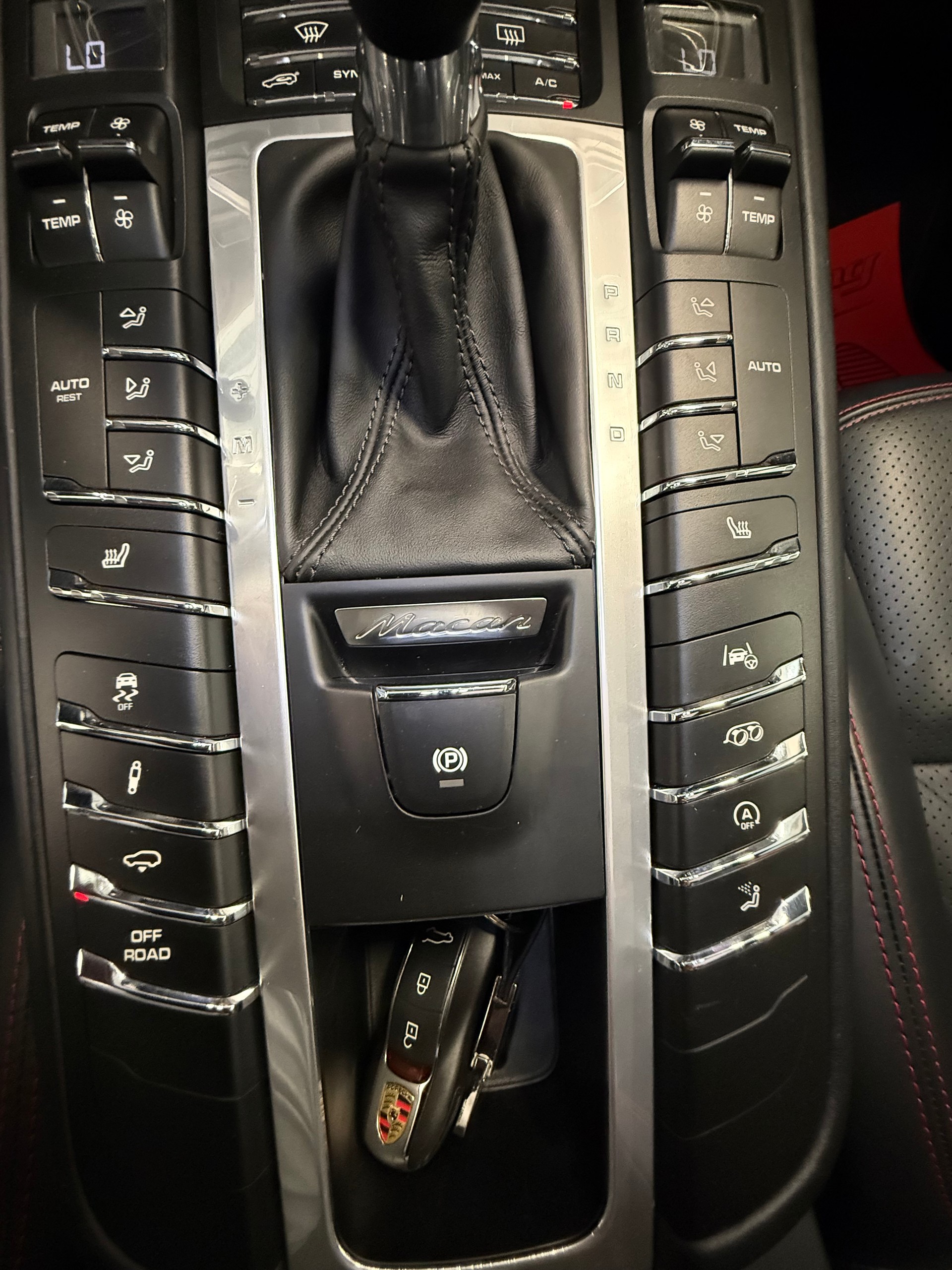 PORSCHE Macan GTS PDK Approved Garantie-image-18