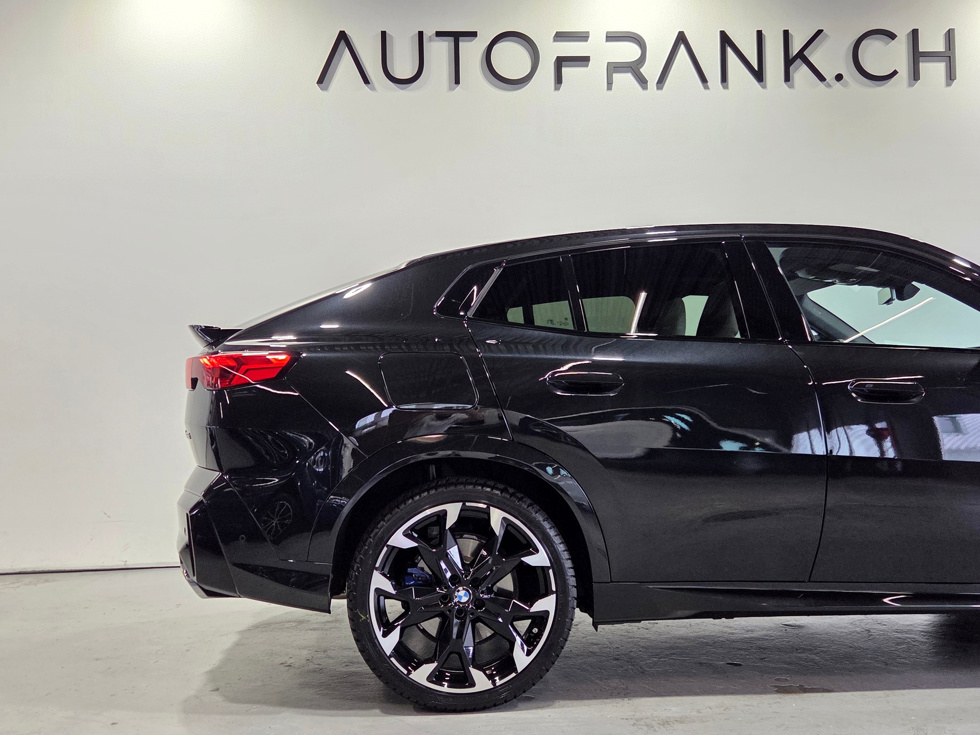 BMW X2 M35i-image-5