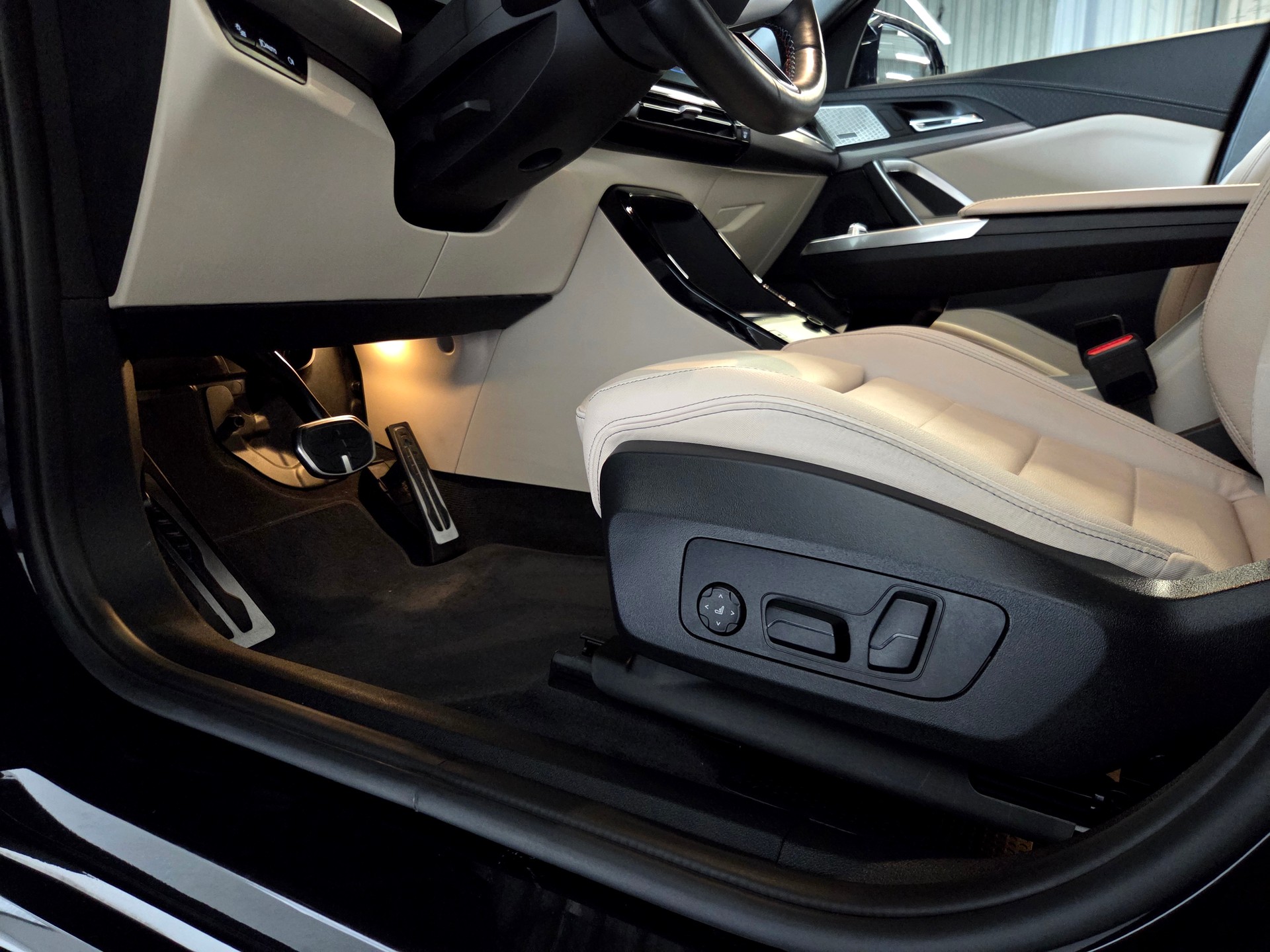 BMW X2 M35i-image-12