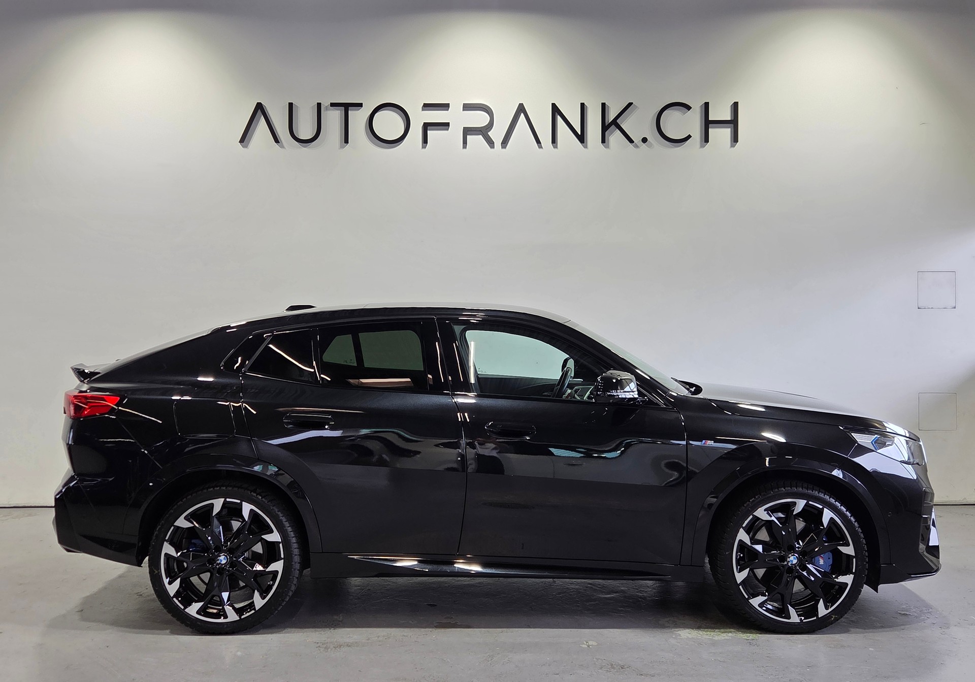 BMW X2 M35i-image-4