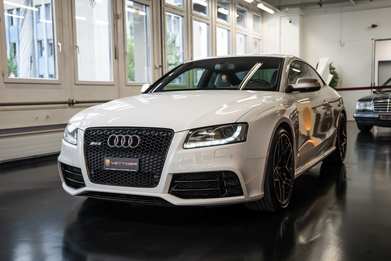 AUDI RS5 Coupé 4.2 FSI quattro S-tronic-image-2