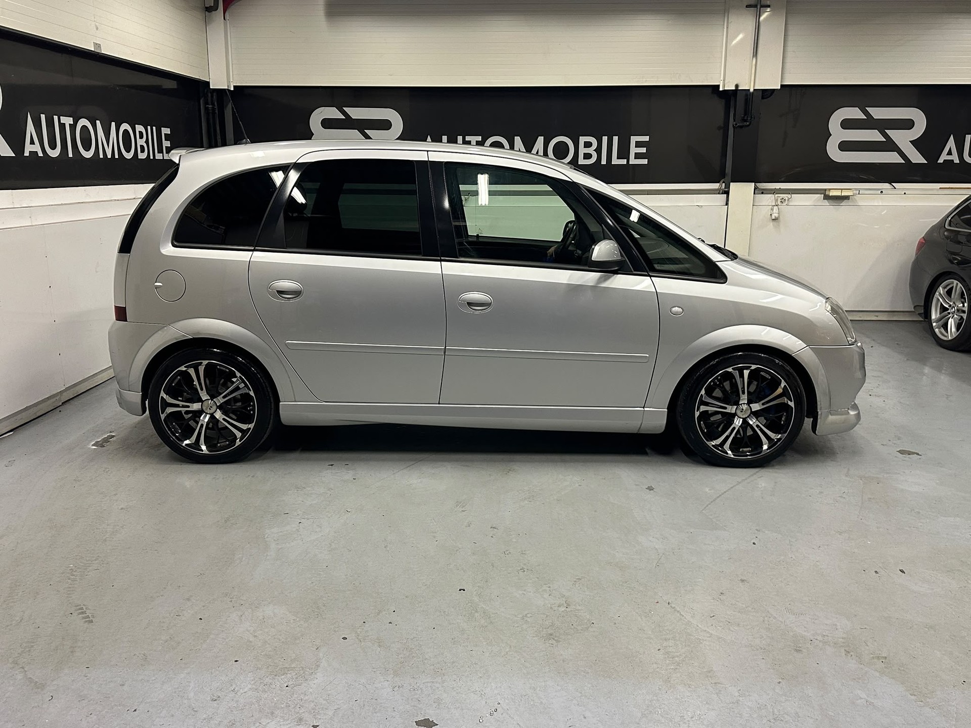 OPEL Meriva 1.6i 16V Turbo OPC-image-7