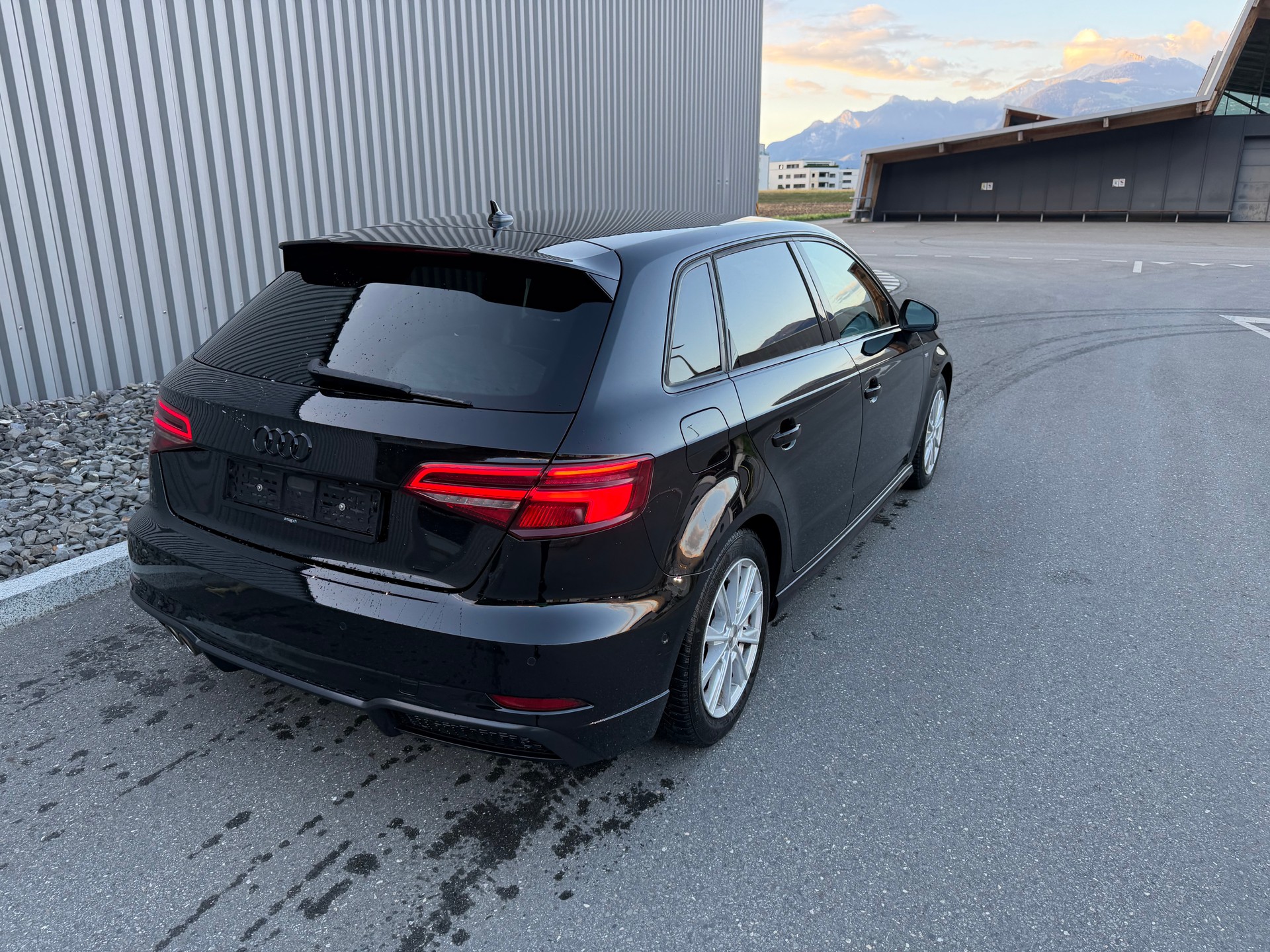 AUDI A3 Sportback 35 TFSI S-tronic-image-6