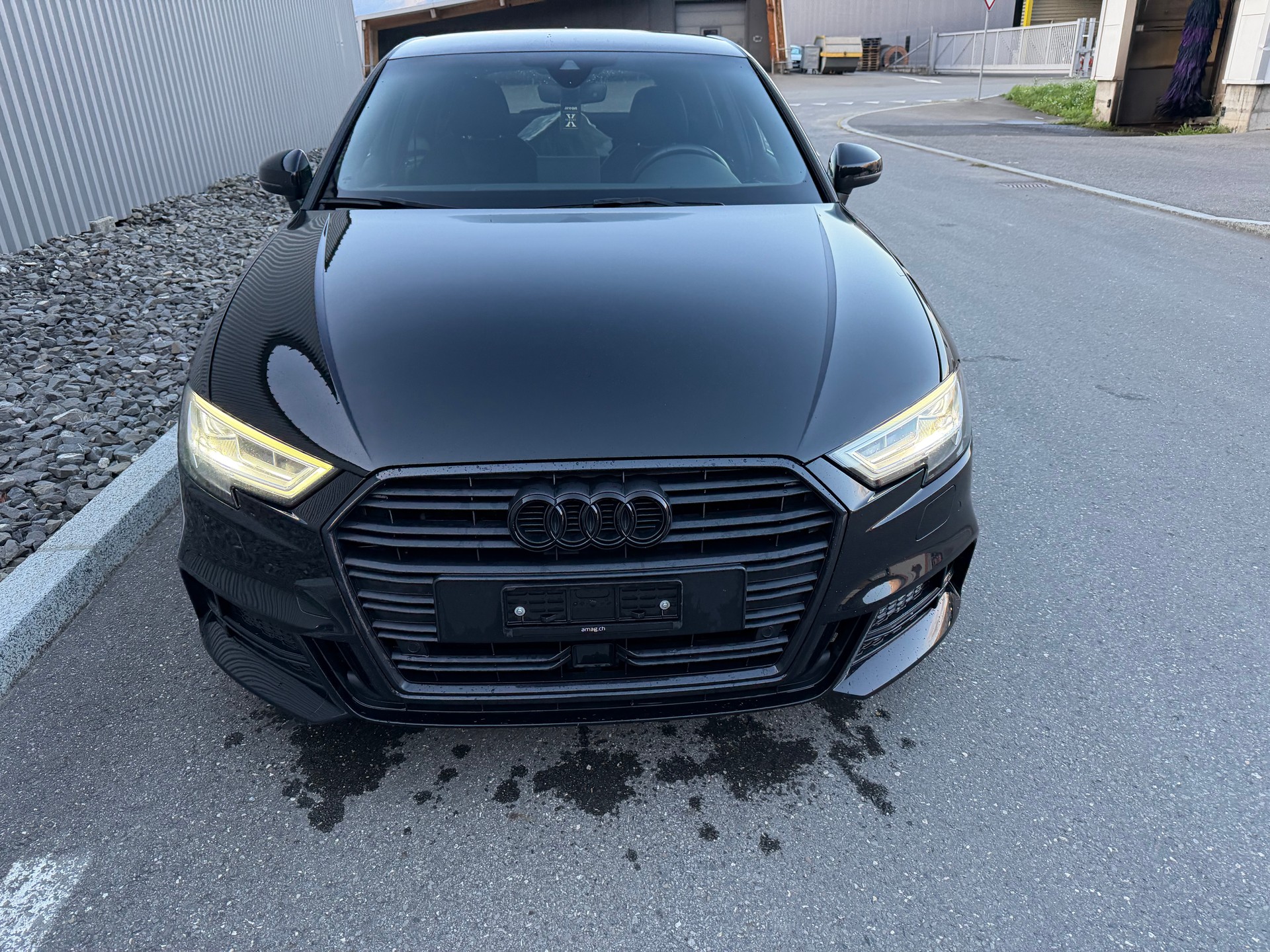 AUDI A3 Sportback 35 TFSI S-tronic-image-4