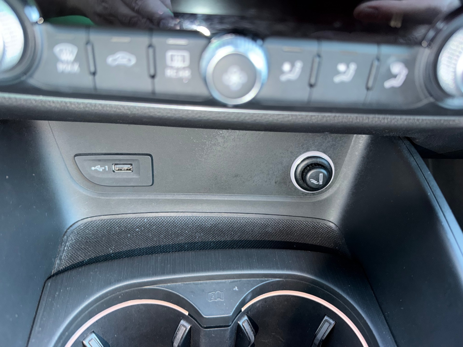 AUDI A3 Sportback 35 TFSI S-tronic-image-27