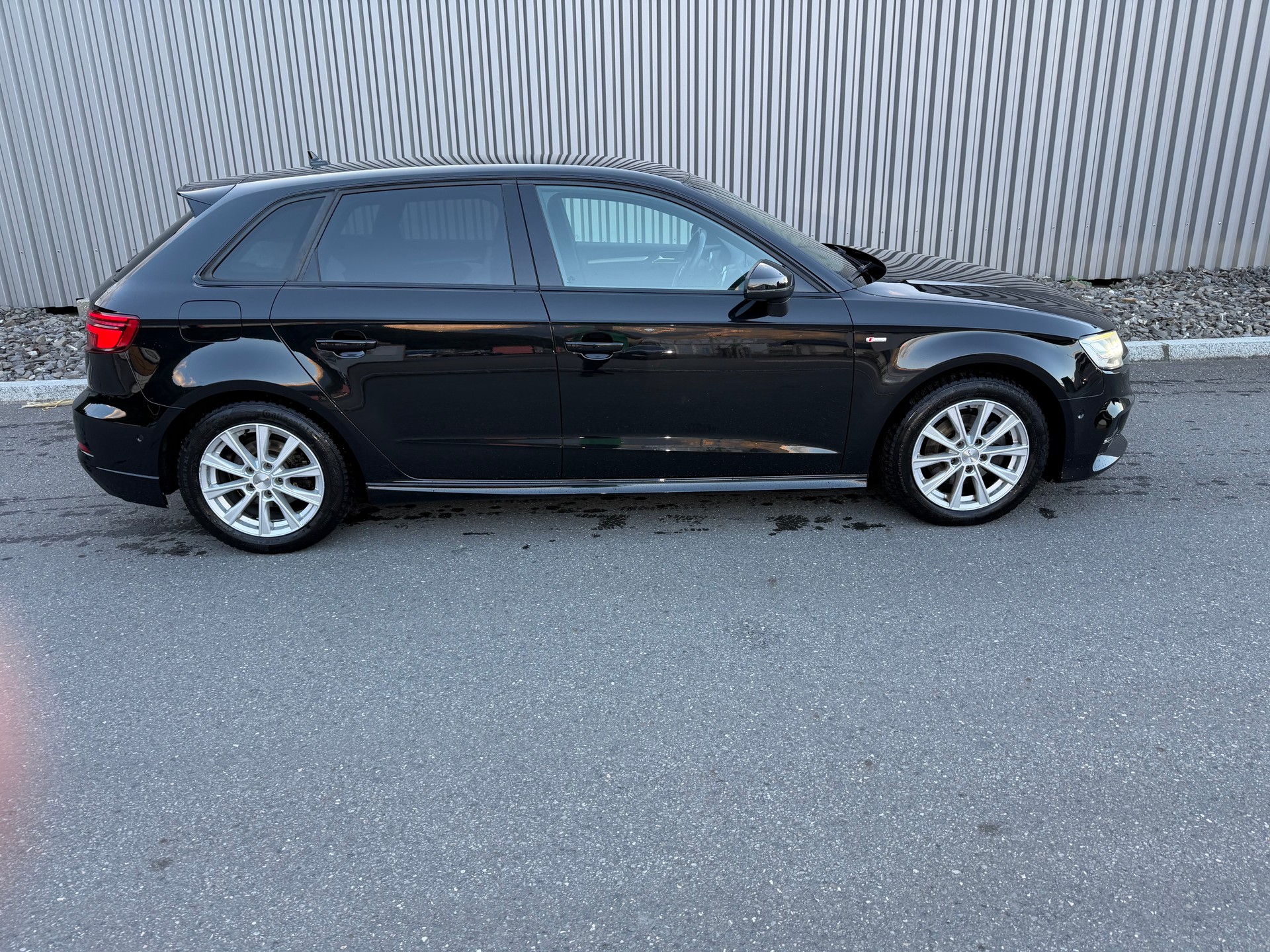 AUDI A3 Sportback 35 TFSI S-tronic-image-7