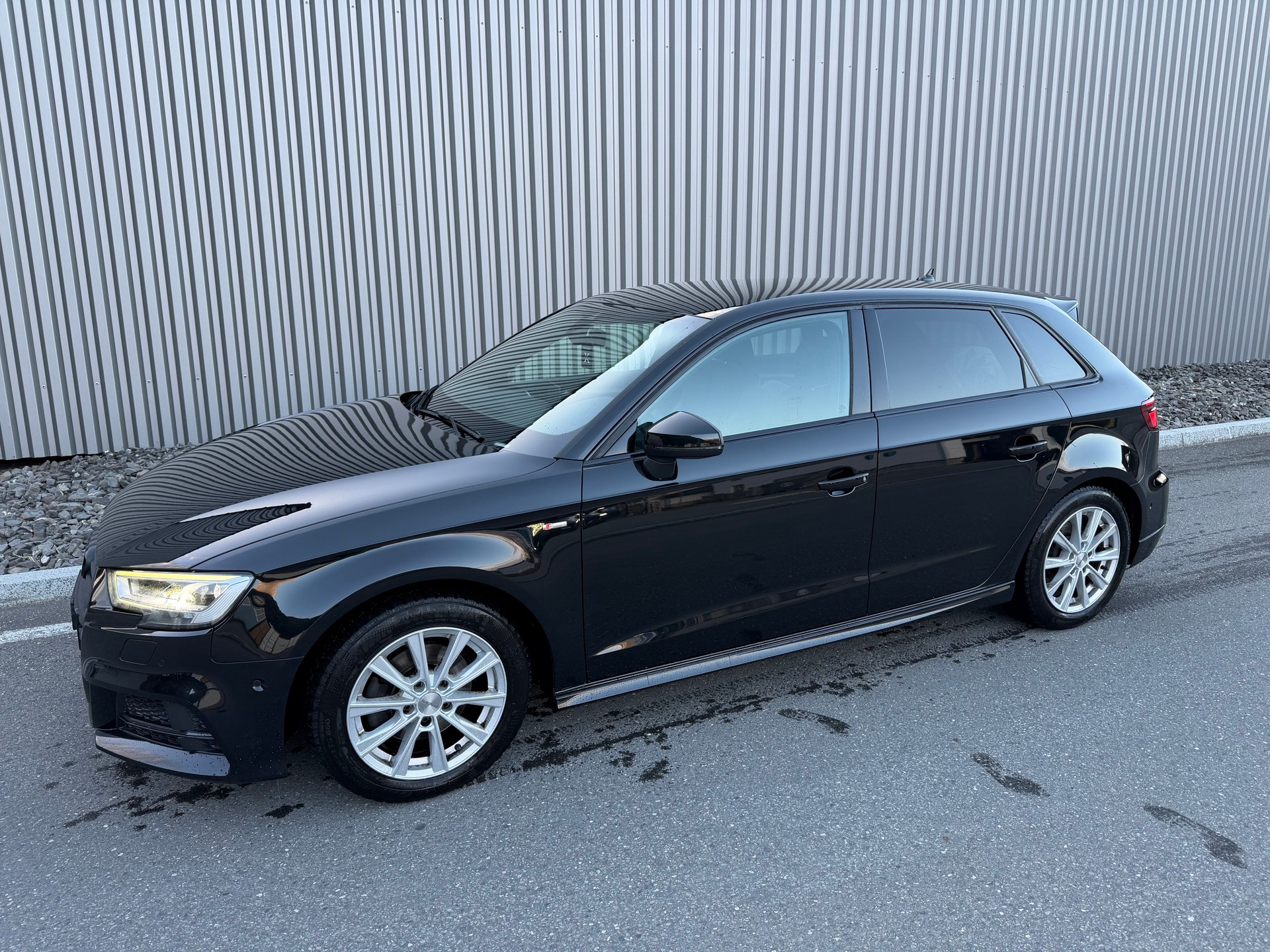 AUDI A3 Sportback 35 TFSI S-tronic-image-0