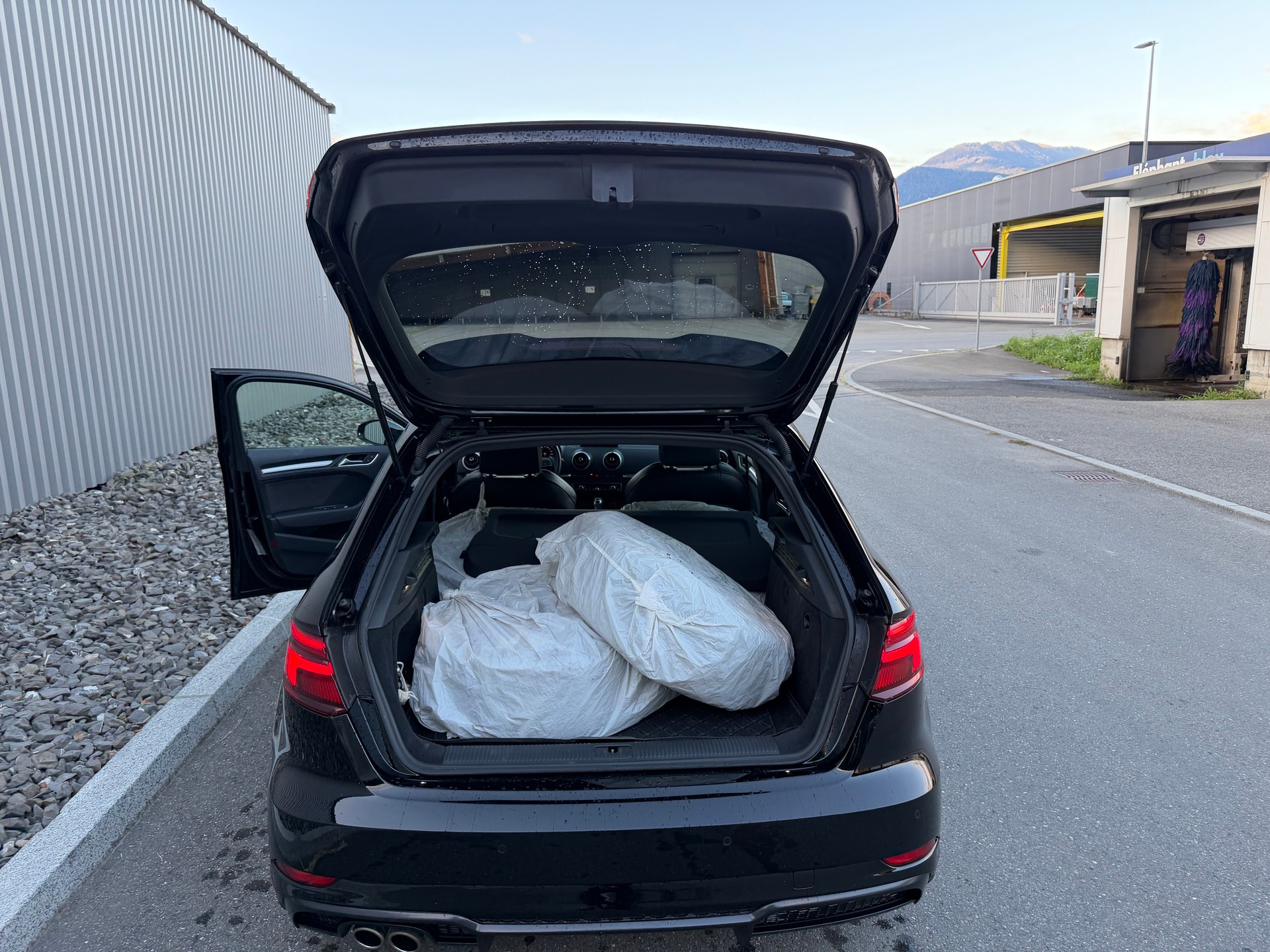 AUDI A3 Sportback 35 TFSI S-tronic-image-28