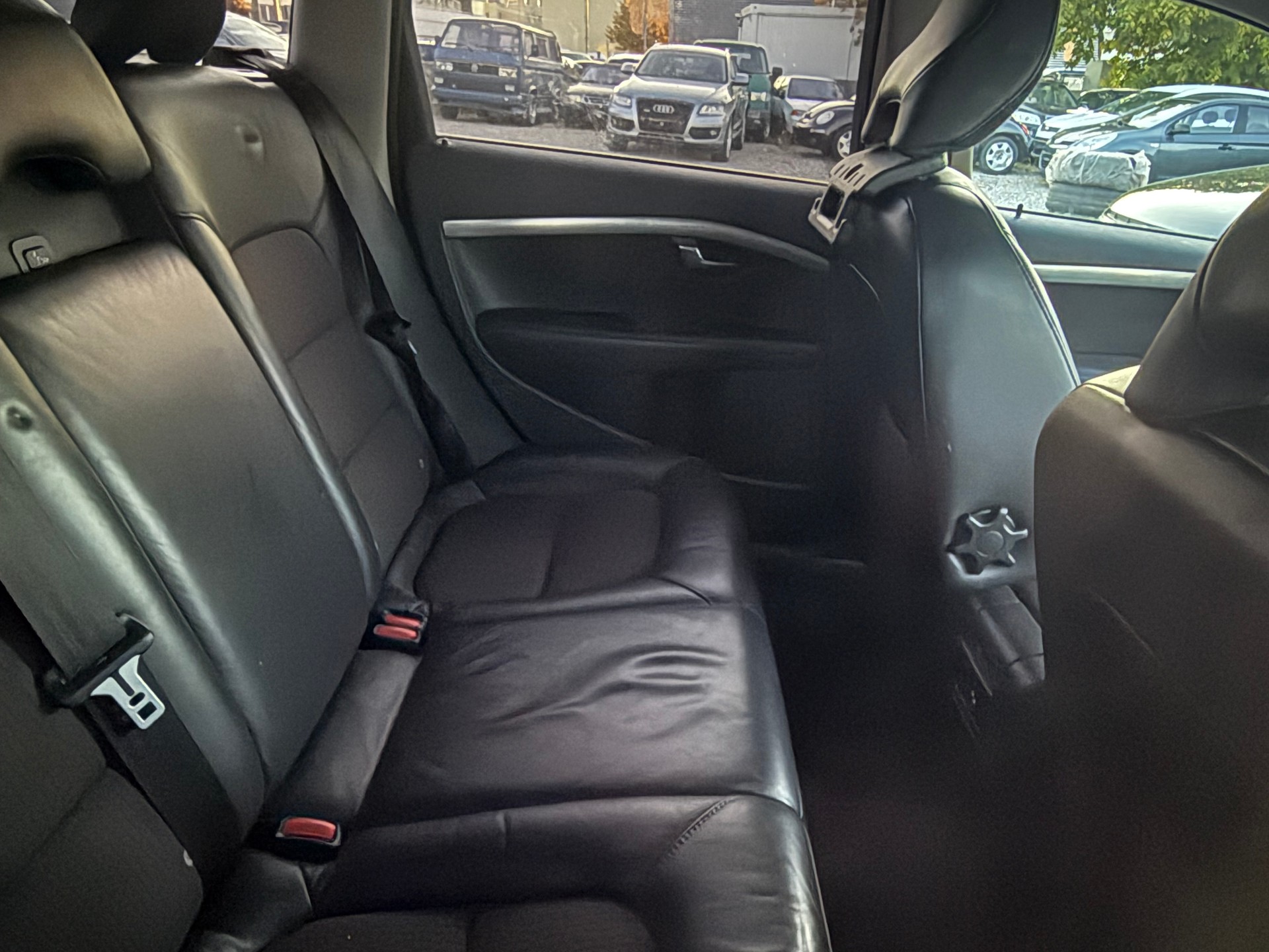 VOLVO V70 D5 AWD Kinetic Geartronic-image-7