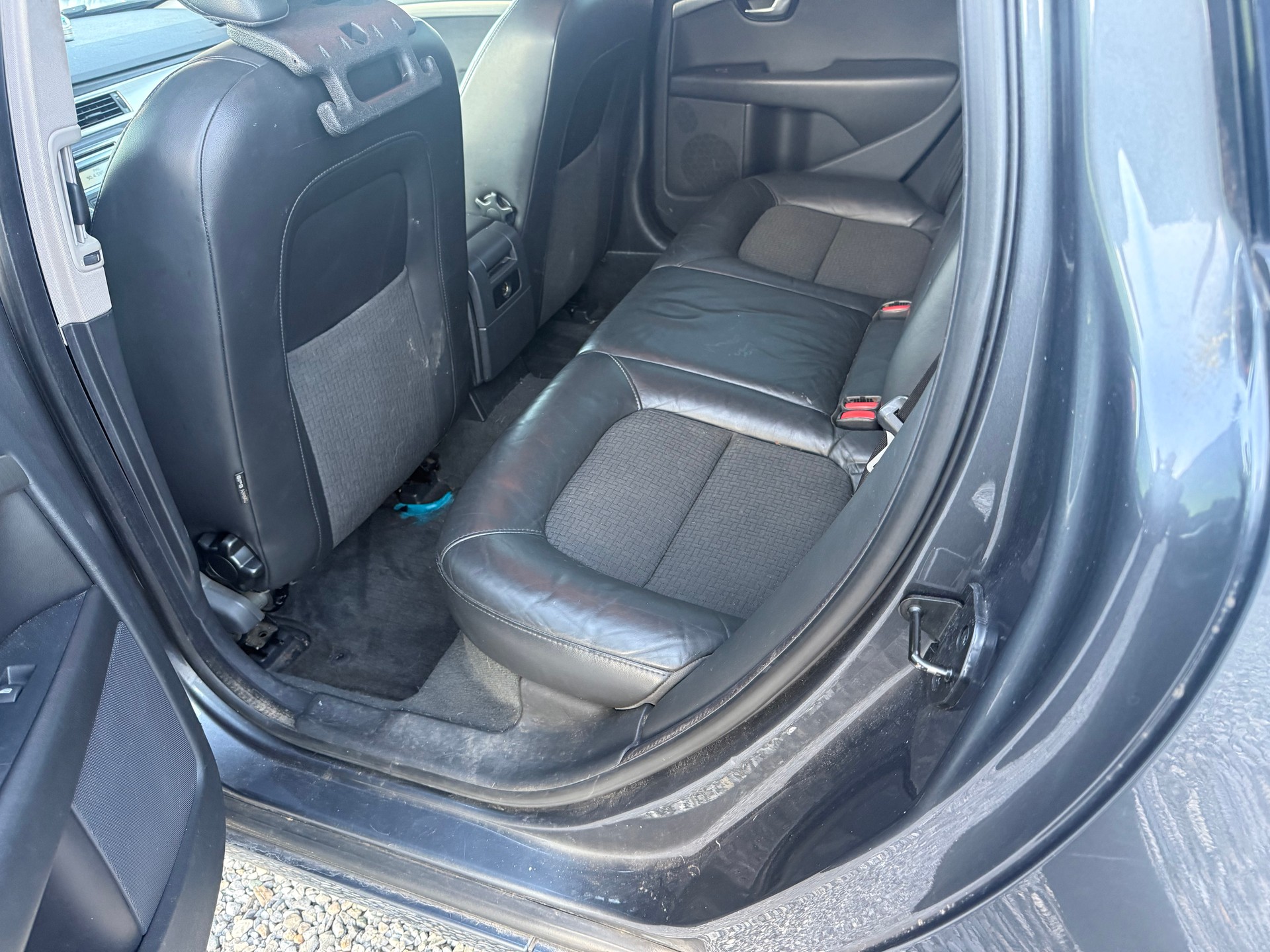 VOLVO V70 D5 AWD Kinetic Geartronic-image-6