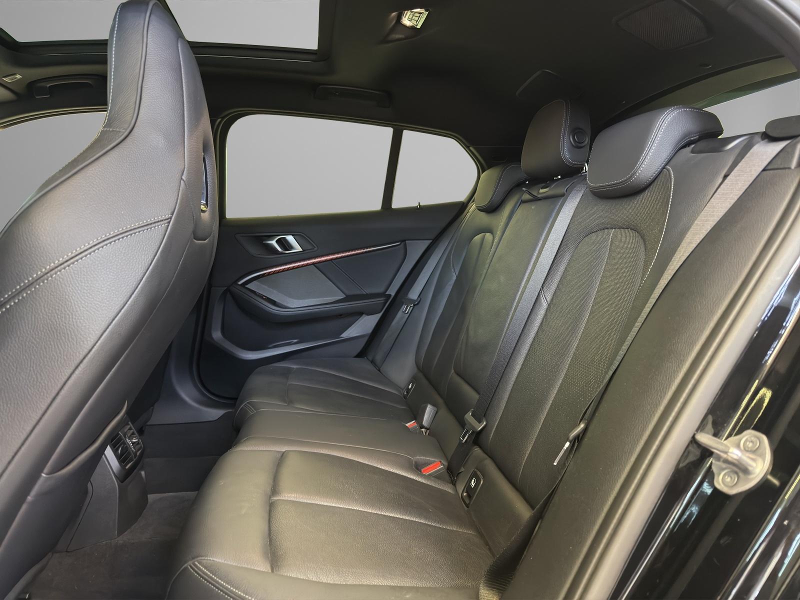 BMW M135i xDrive M-Performance Paket-image-19