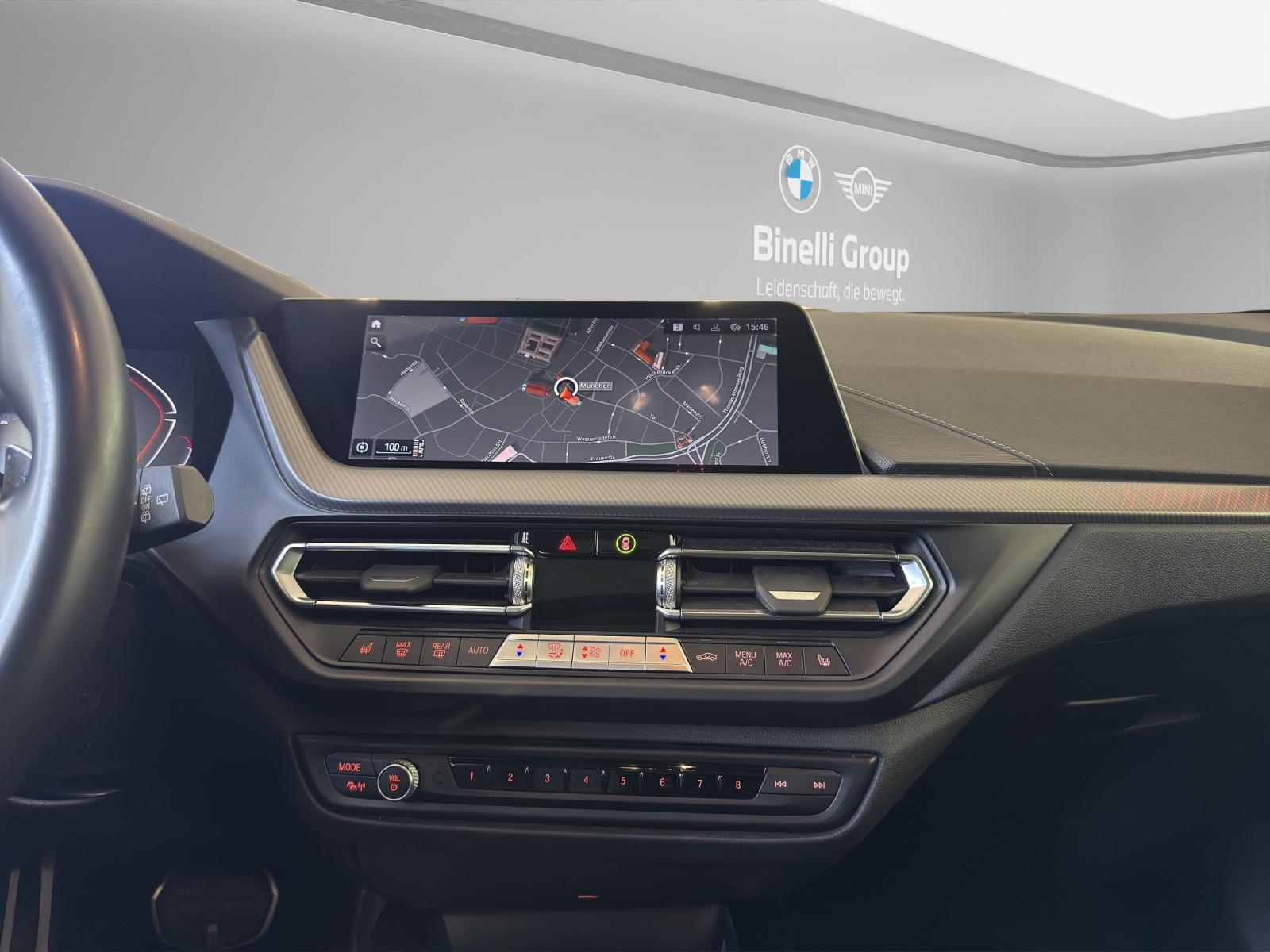 BMW M135i xDrive M-Performance Paket-image-15