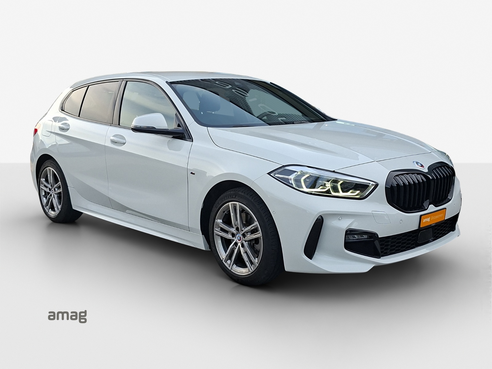 BMW 118i M Sport-image-5