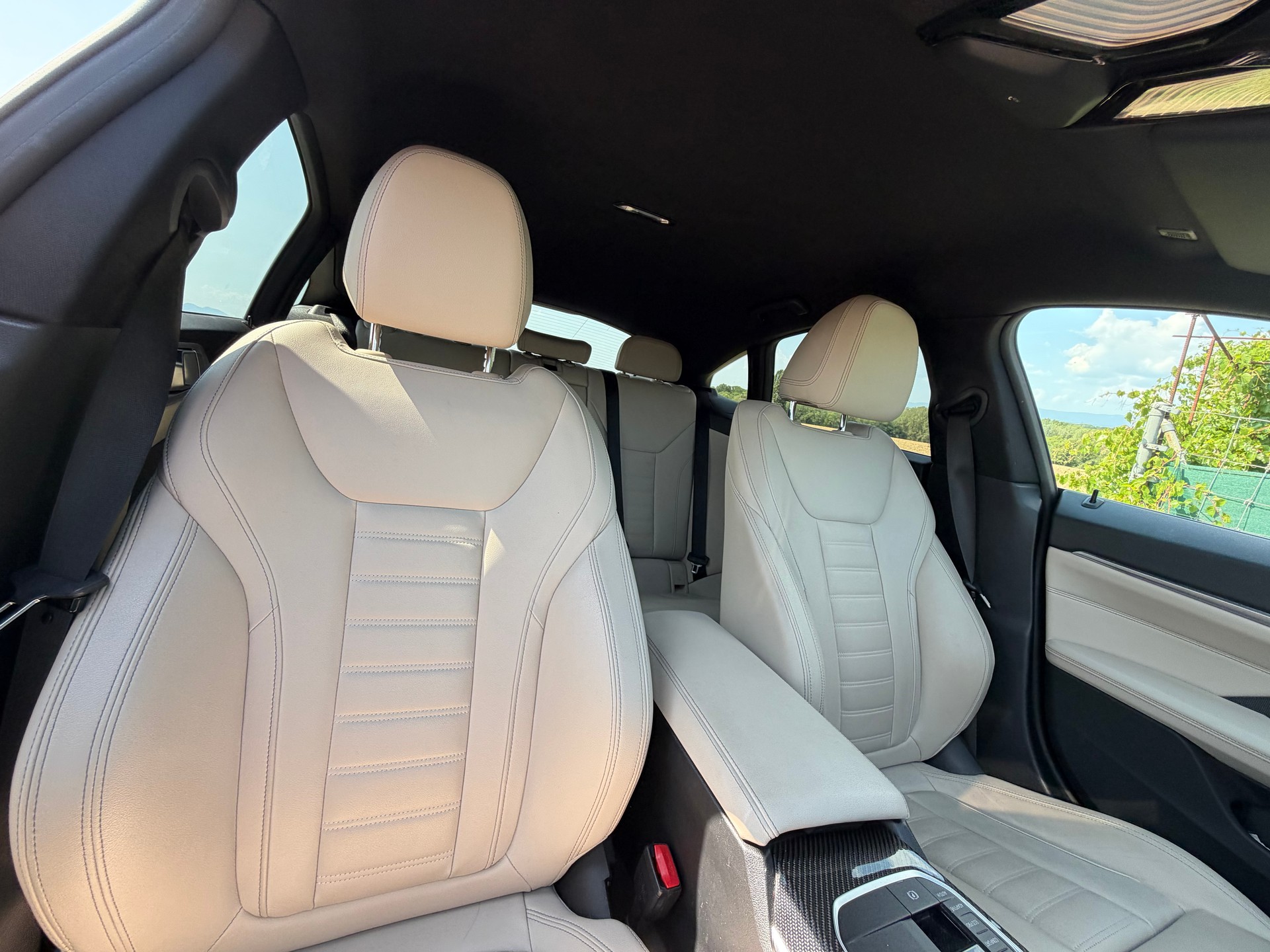 BMW M440i xDrive 48V Gran Coupé Steptronic-image-10