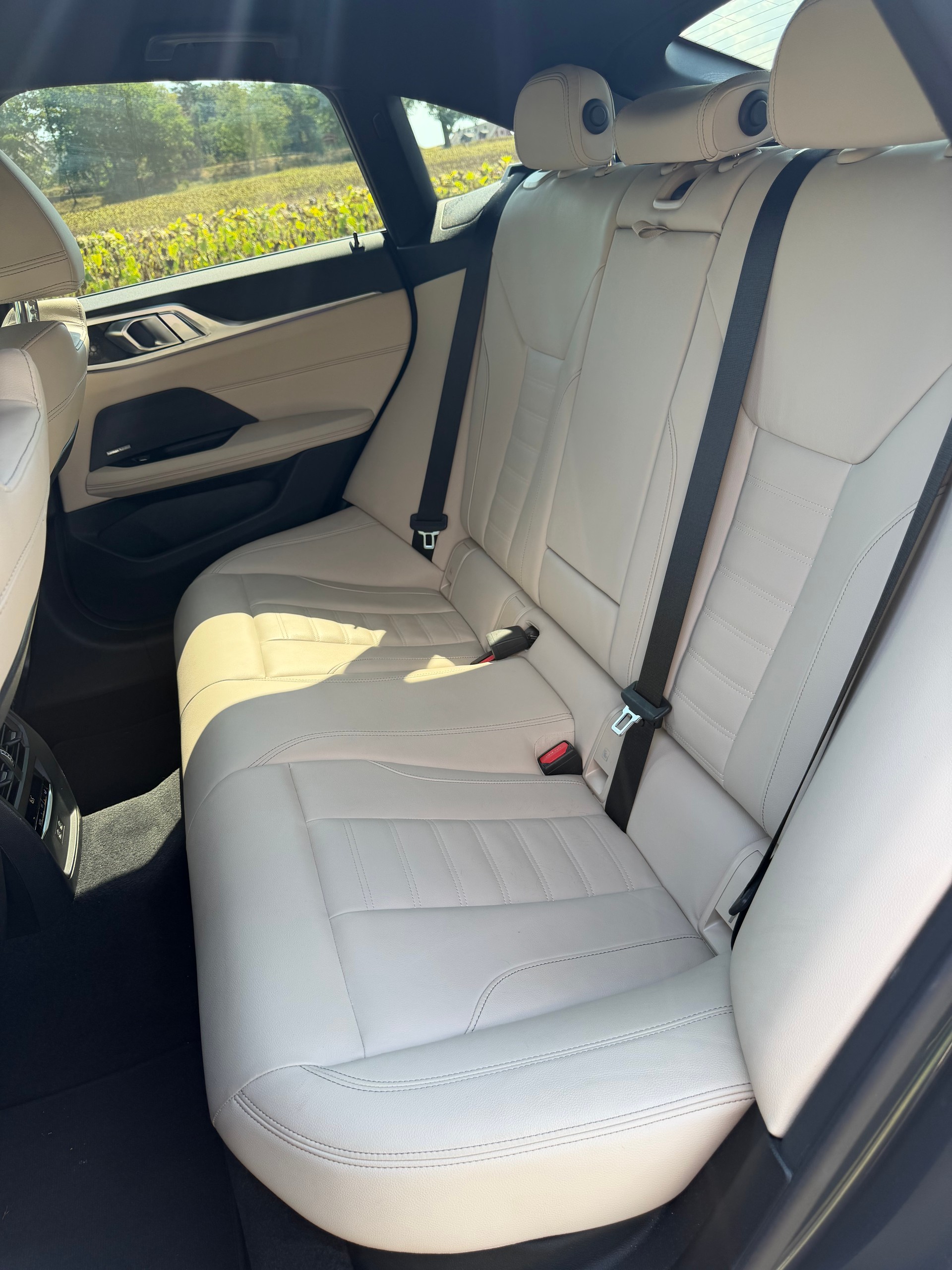 BMW M440i xDrive 48V Gran Coupé Steptronic-image-9