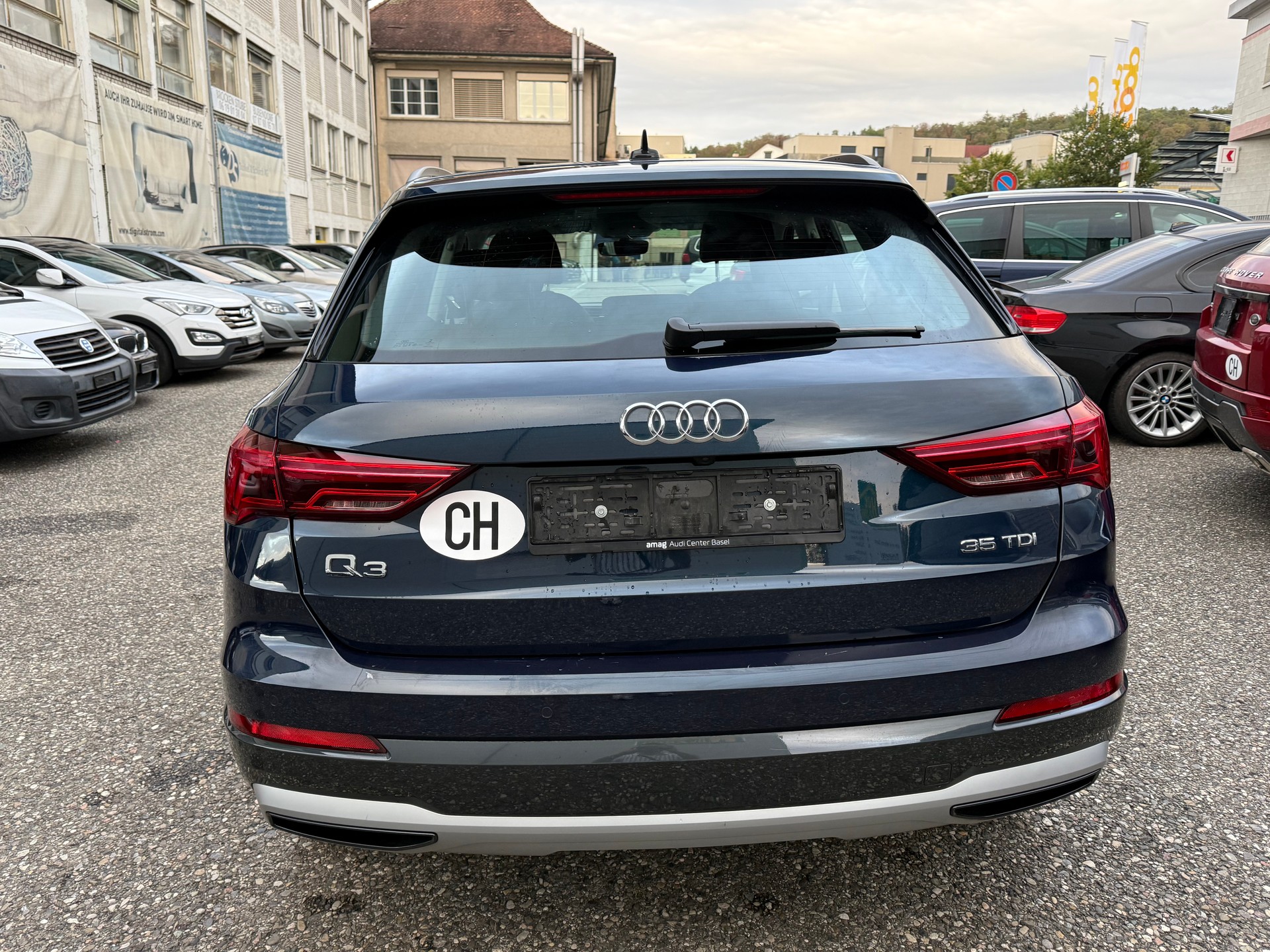 AUDI Q3 35 TDI S-tronic-image-5