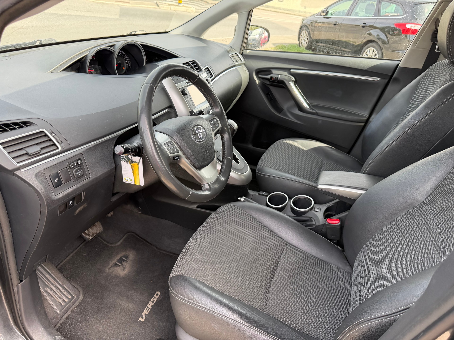 TOYOTA Verso 1.8 Trend Multidrive S-image-9