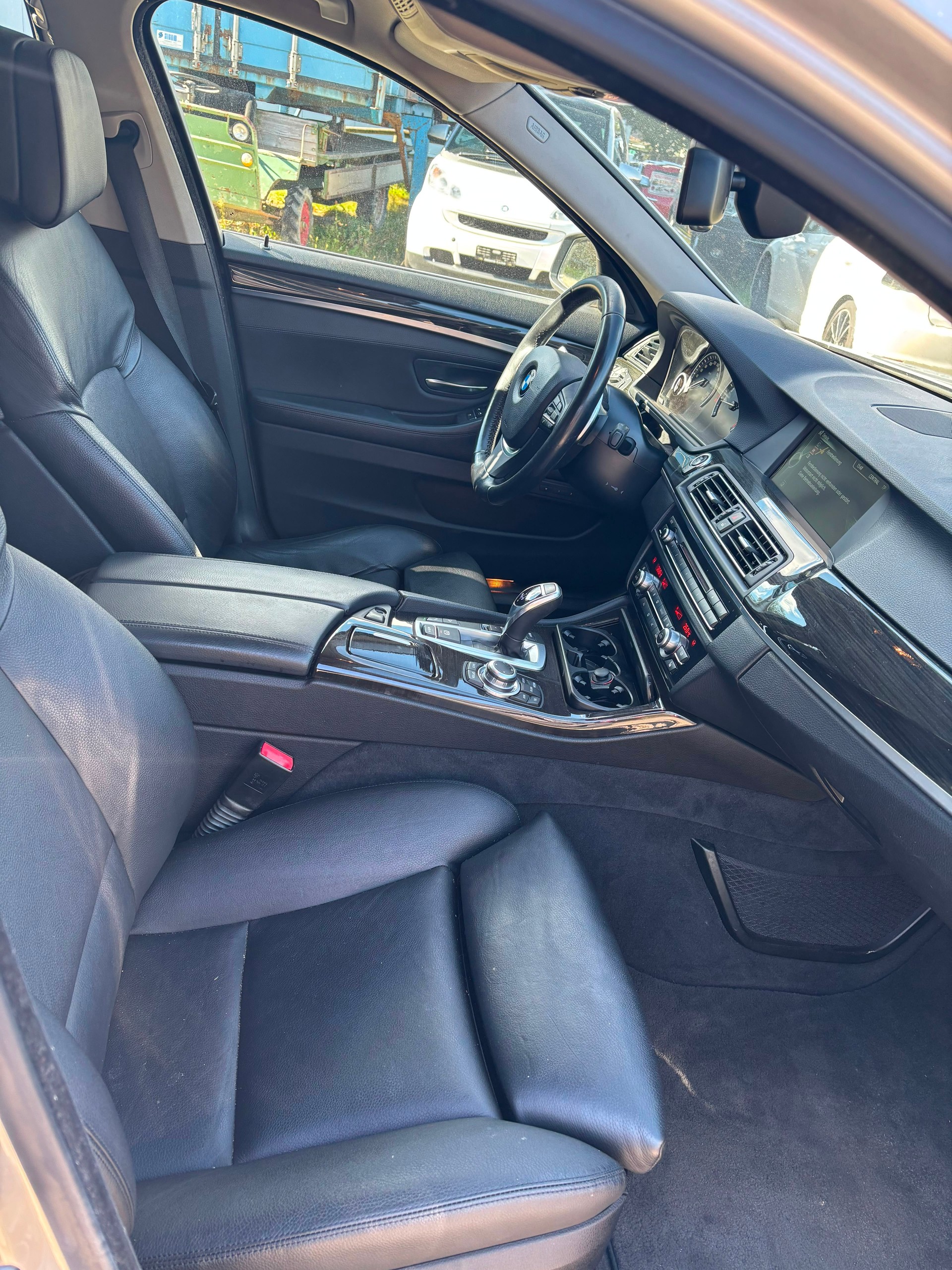 BMW 528i xDrive Touring Steptronic-image-4