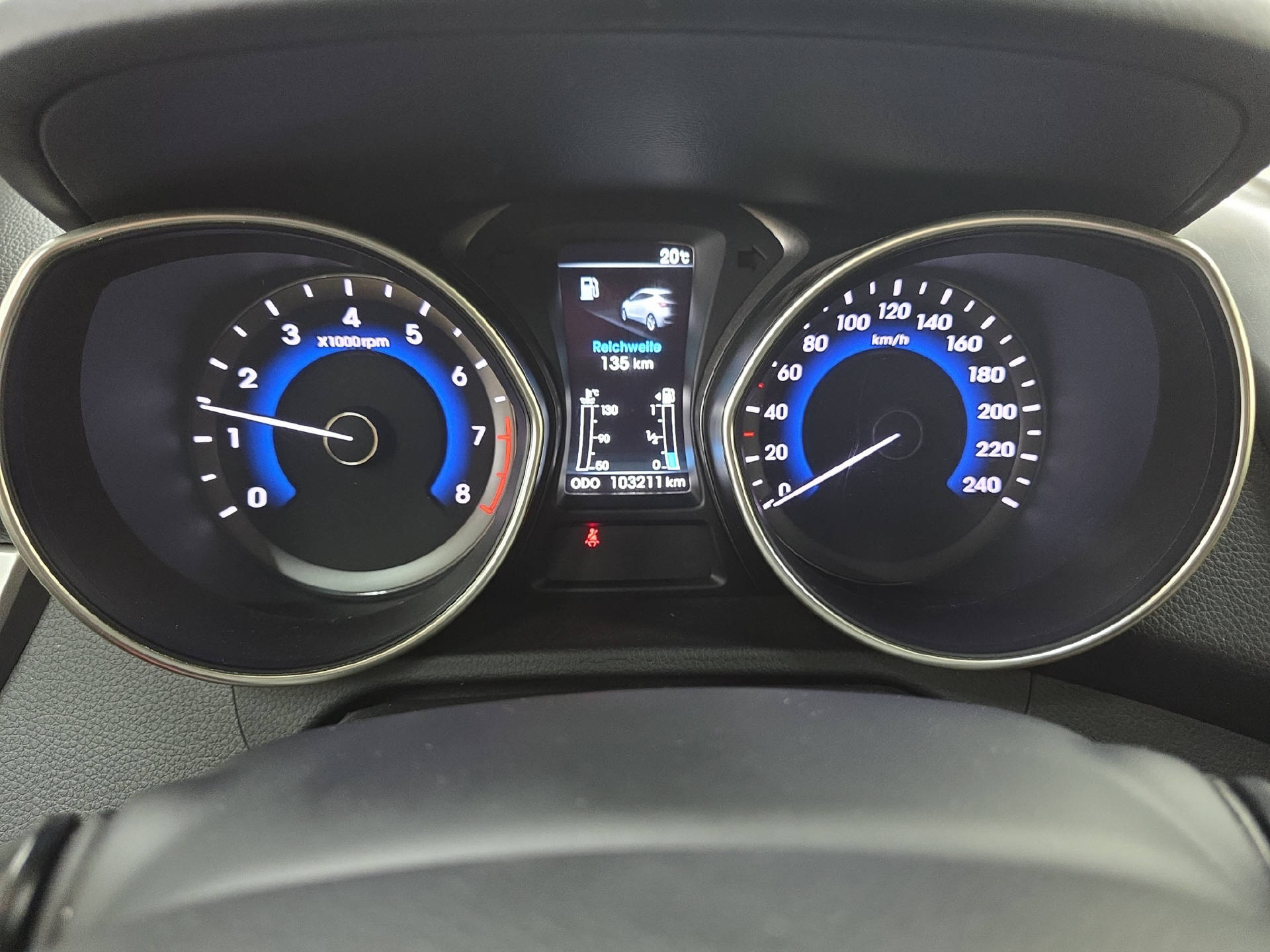 HYUNDAI i30 Wagon 1.6 GDi Premium-image-7
