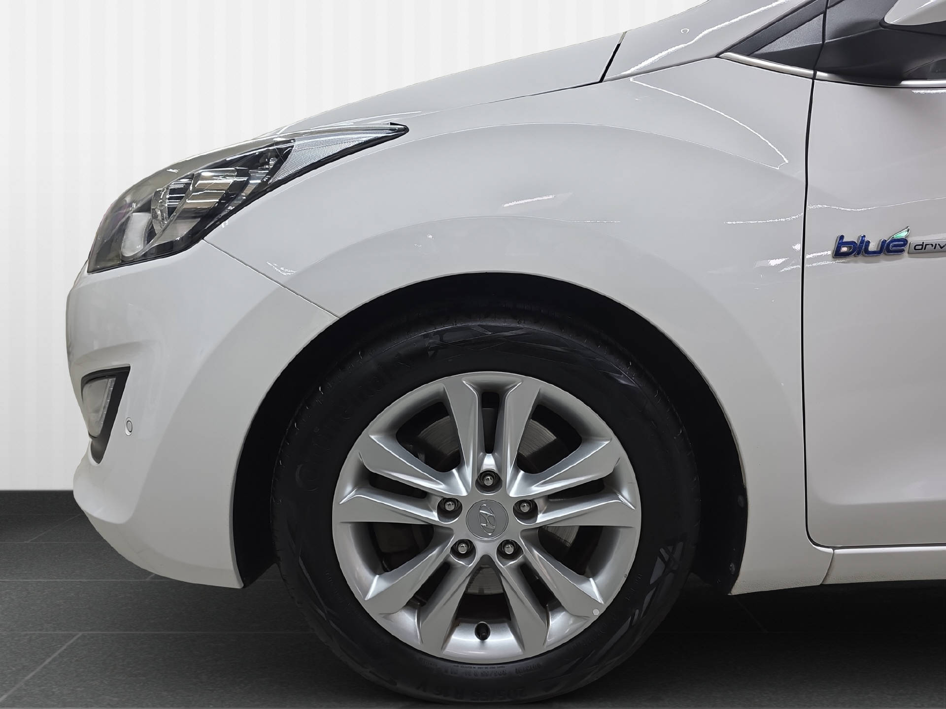 HYUNDAI i30 Wagon 1.6 GDi Premium-image-11