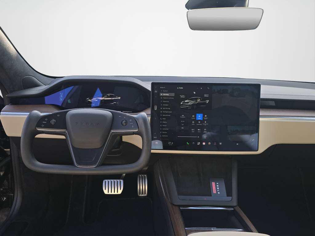 TESLA Model S-image-13
