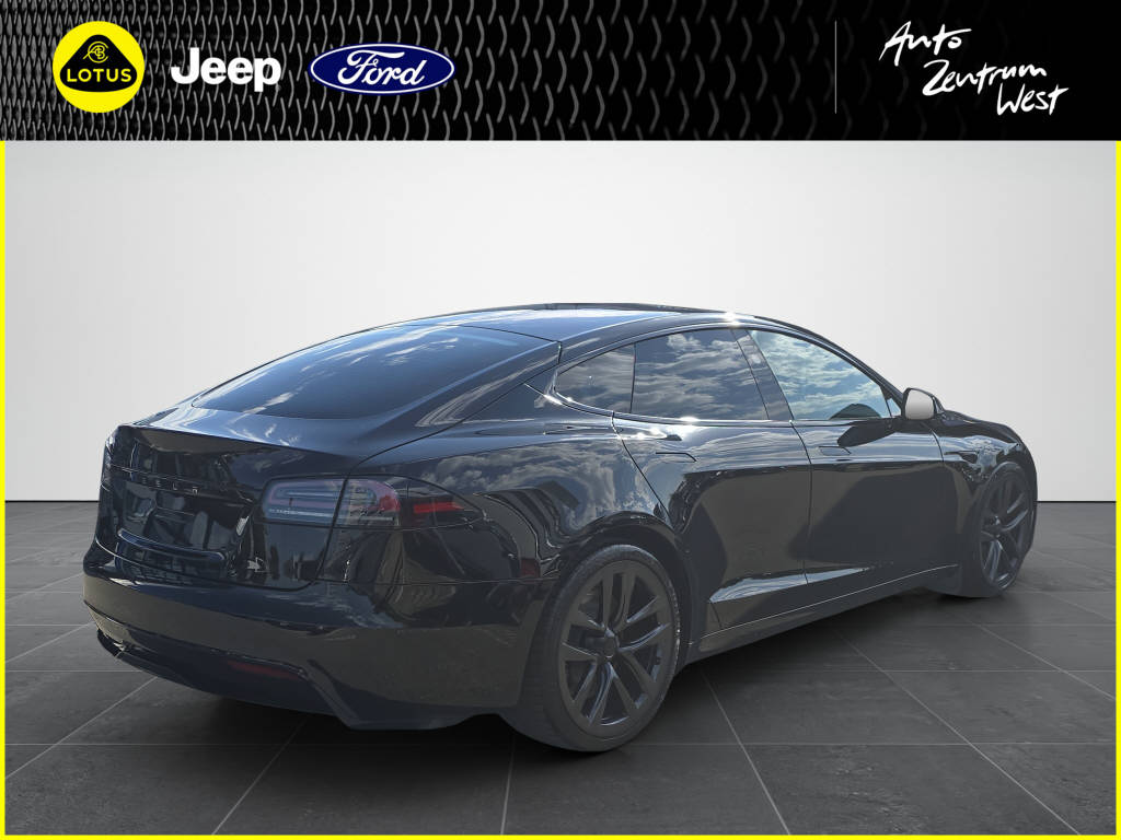 TESLA Model S-image-4