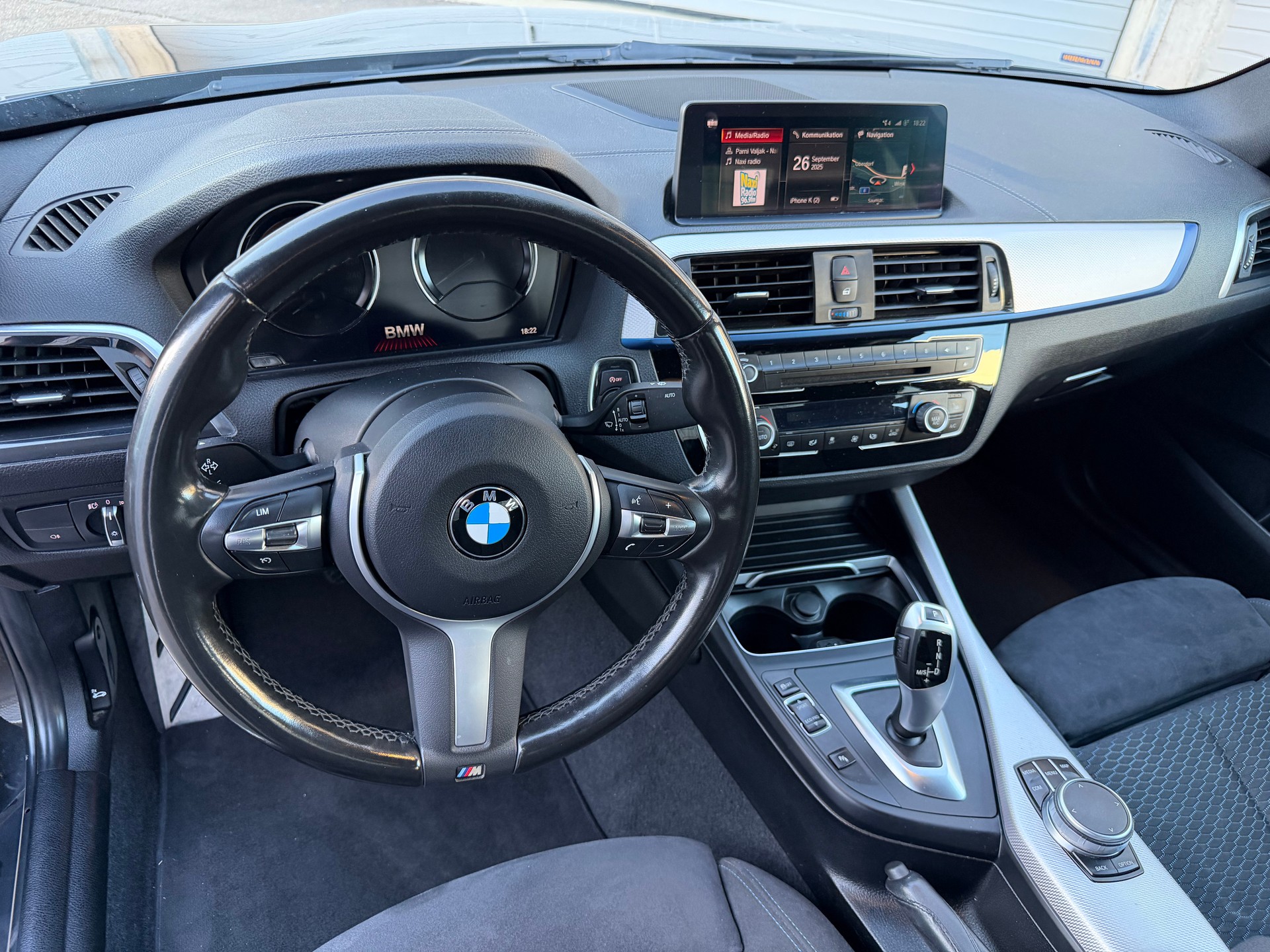 BMW 218i Steptronic M Sport-image-11