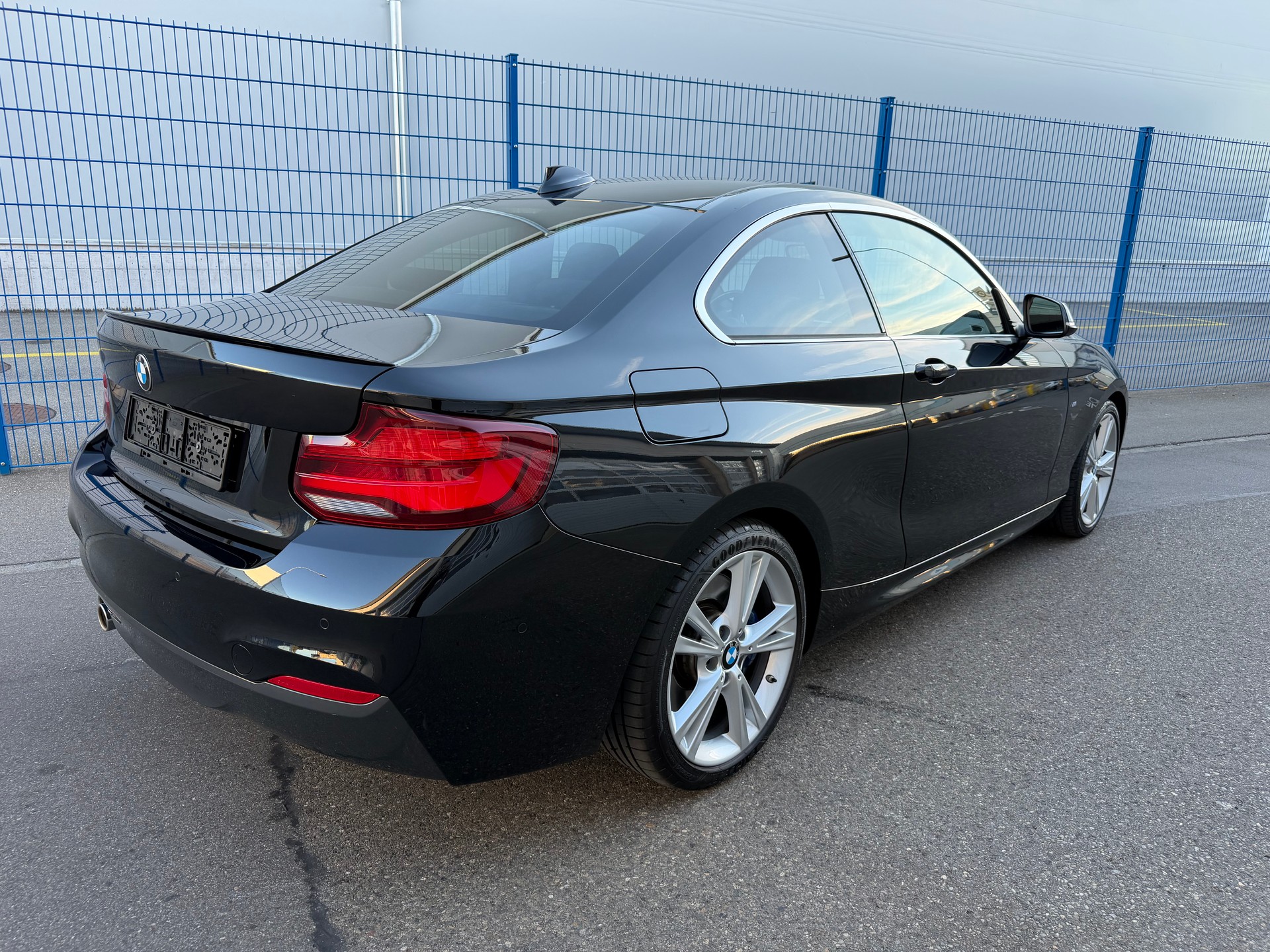 BMW 218i Steptronic M Sport-image-8